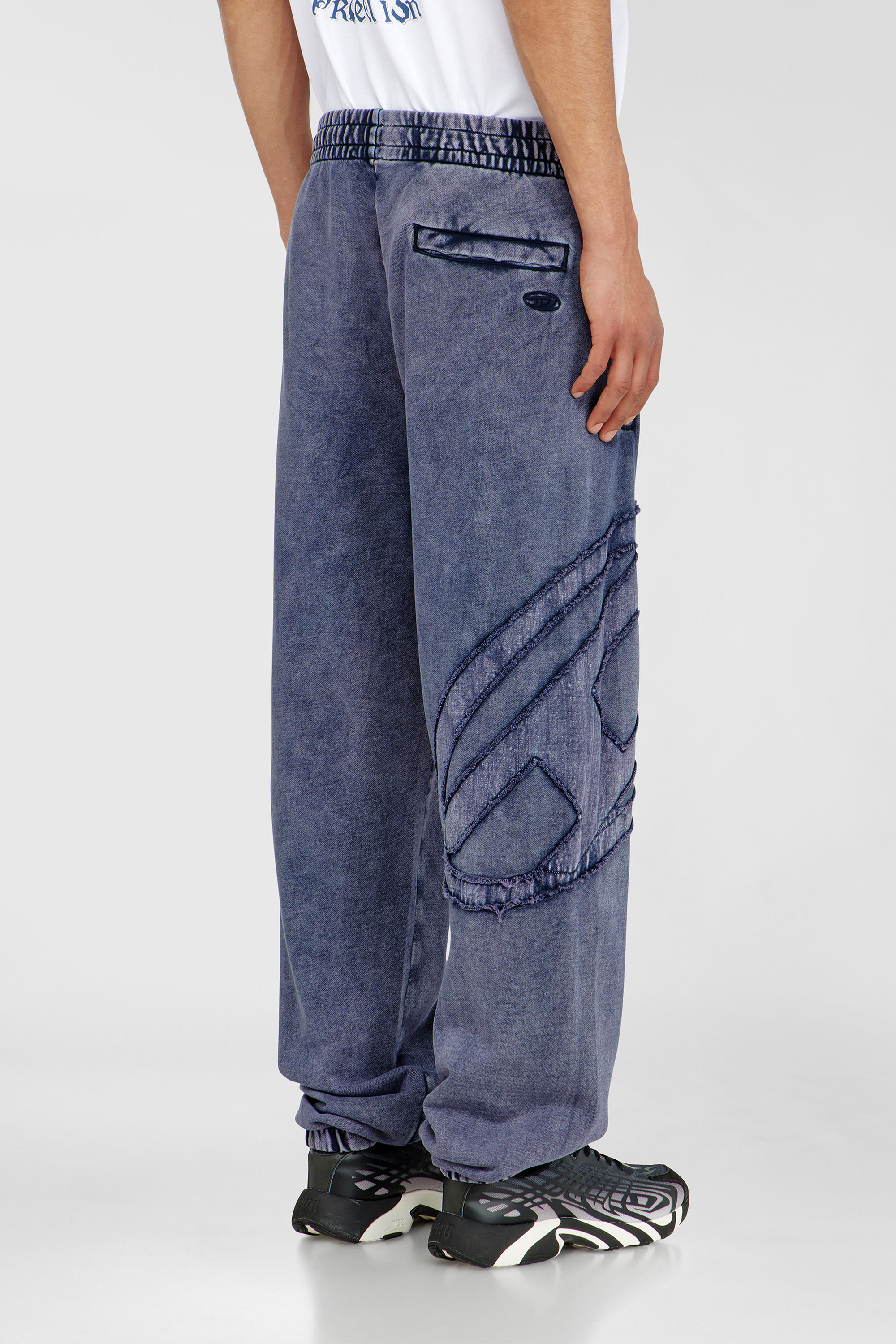 Diesel - P-MARKY-DEN, Male's スウェットパンツ in インディゴ - 4