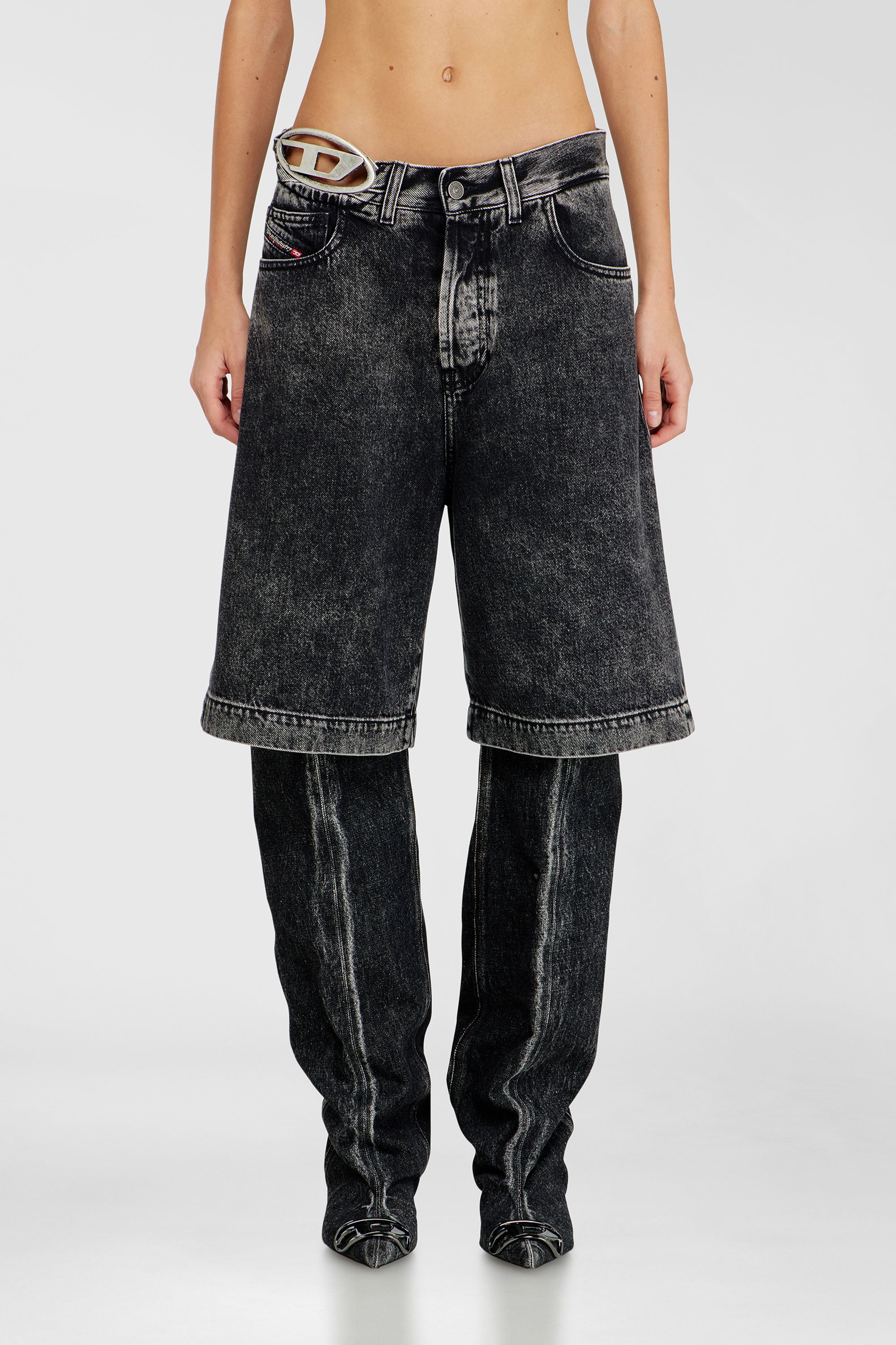 Diesel - DE-SIRE-SHORT-S2, Female's デニムショートパンツ in ダークグレー - 2