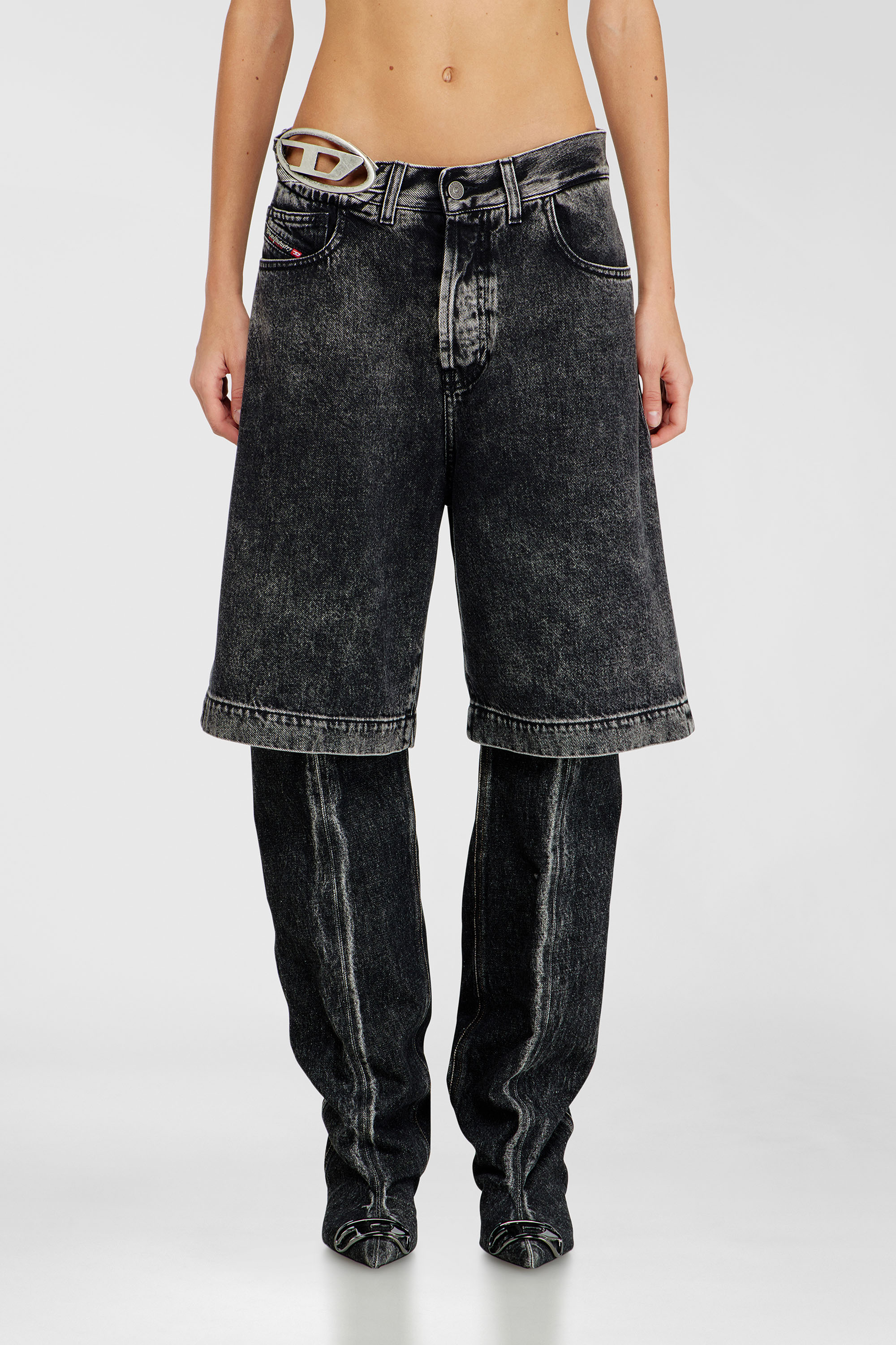 Diesel - DE-SIRE-SHORT-S2, Female's デニムショートパンツ in ダークグレー - 3