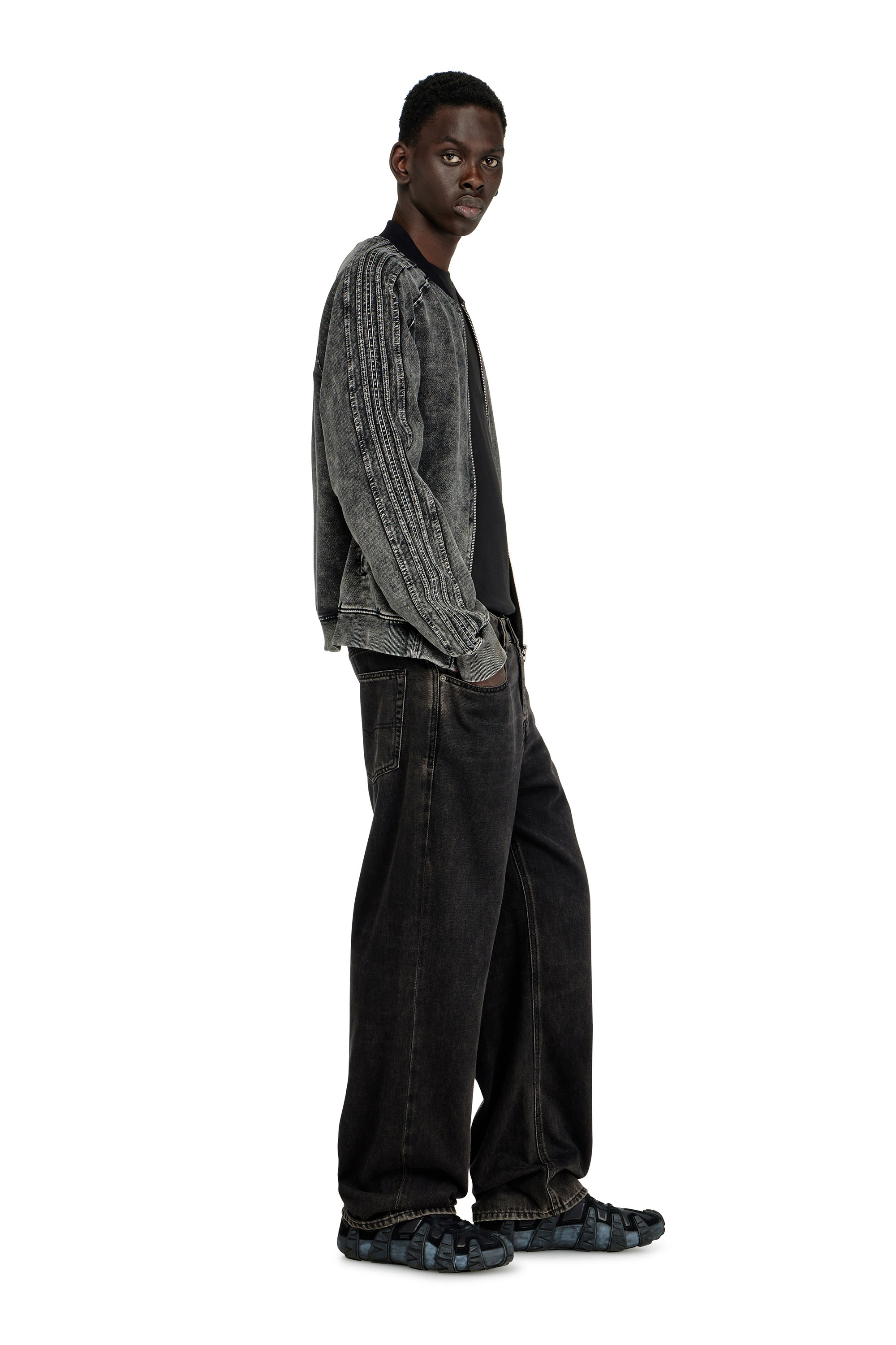 Diesel - Male's Relaxed Jeans 2001 D-Macro 09I35, ブラック/ダークグレー - 2