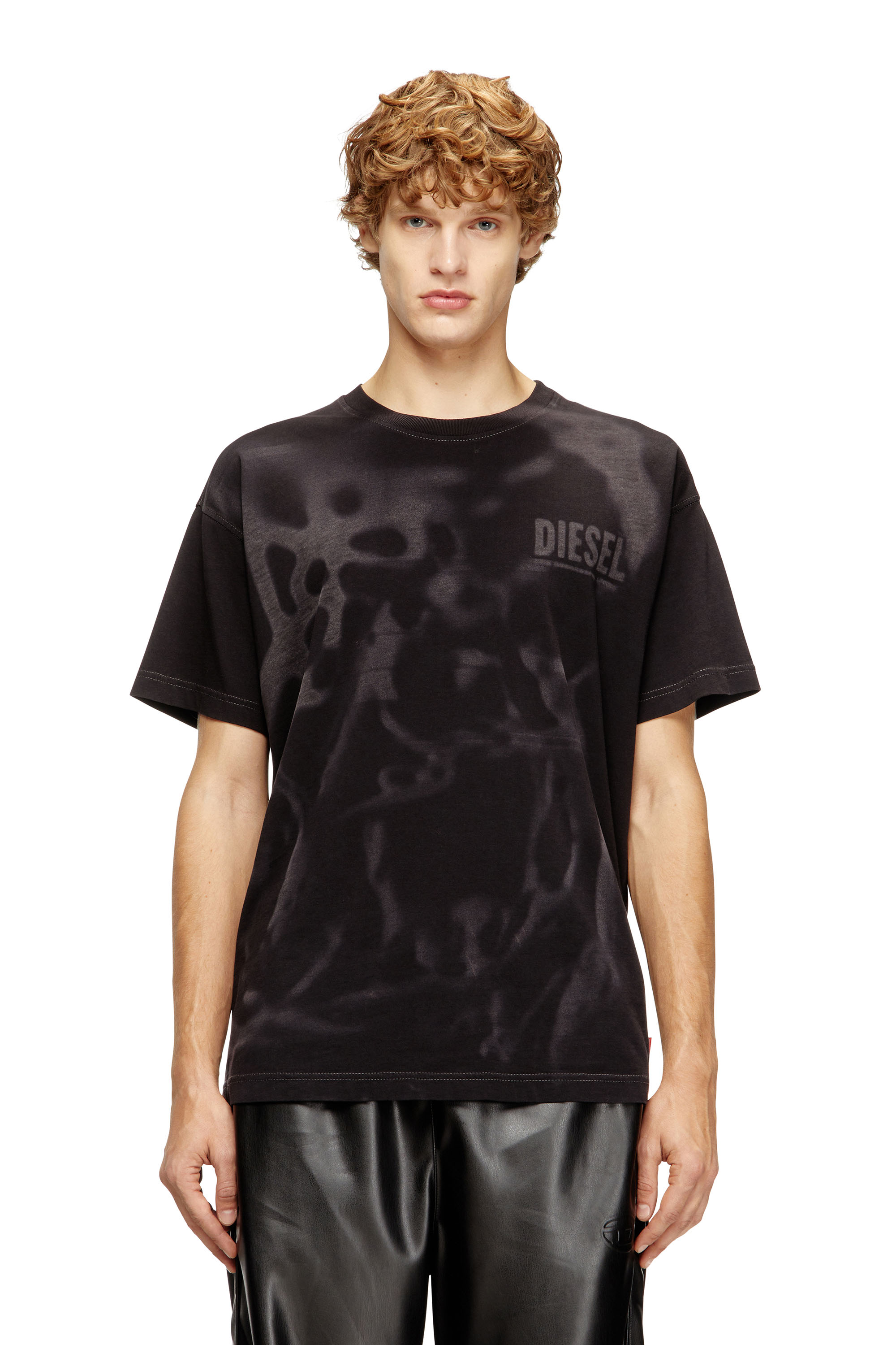 Diesel - T-NORM-V7, Male's Tシャツ in ブラック - 3