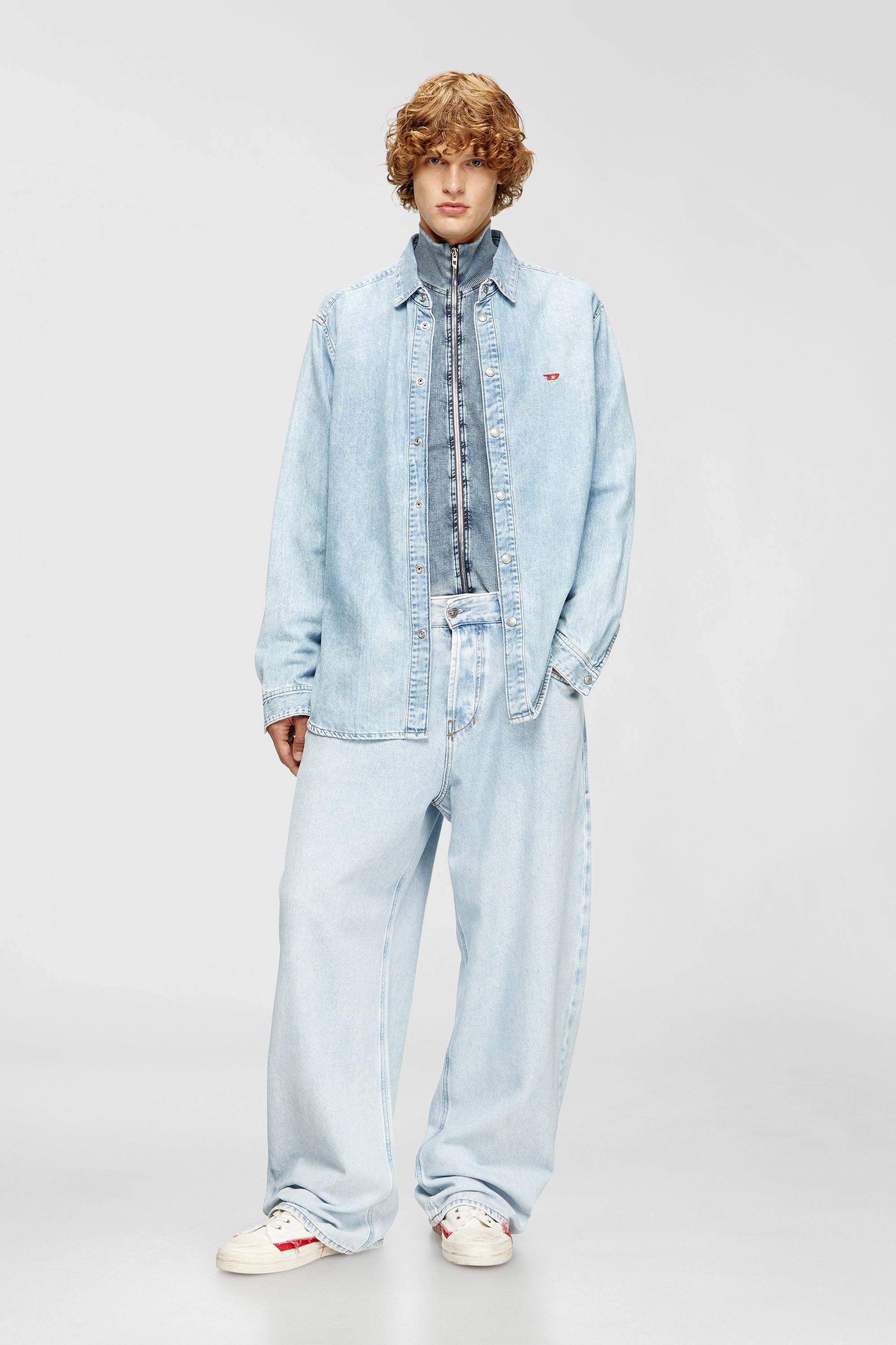 Diesel - S-D-VERSE LOW, Male's ローカットスニーカー in ホワイト/レッド/ブルー - 1