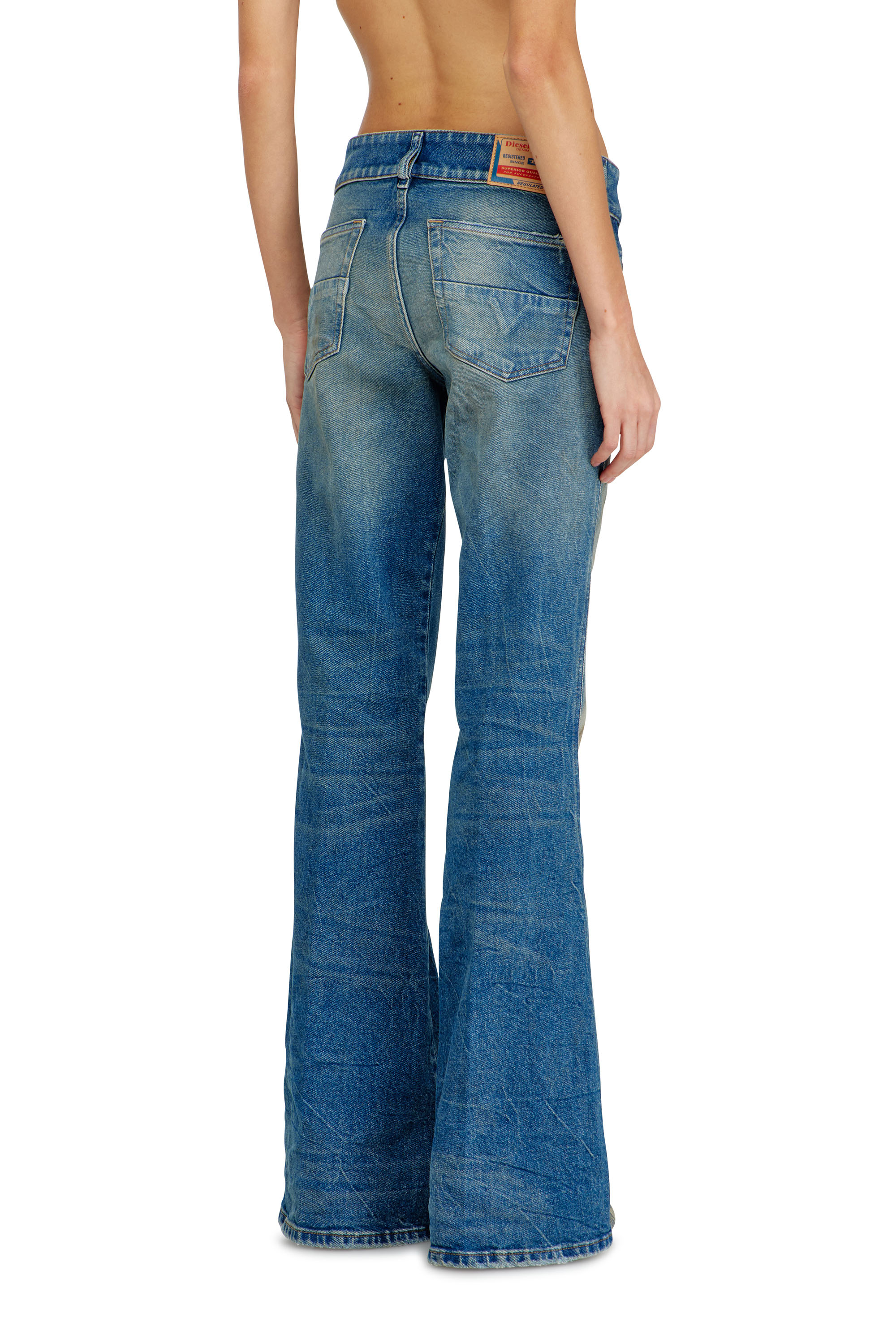 Diesel - Female's Bootcut Jeans D-Hush 09N40, ミディアムブルー - 5