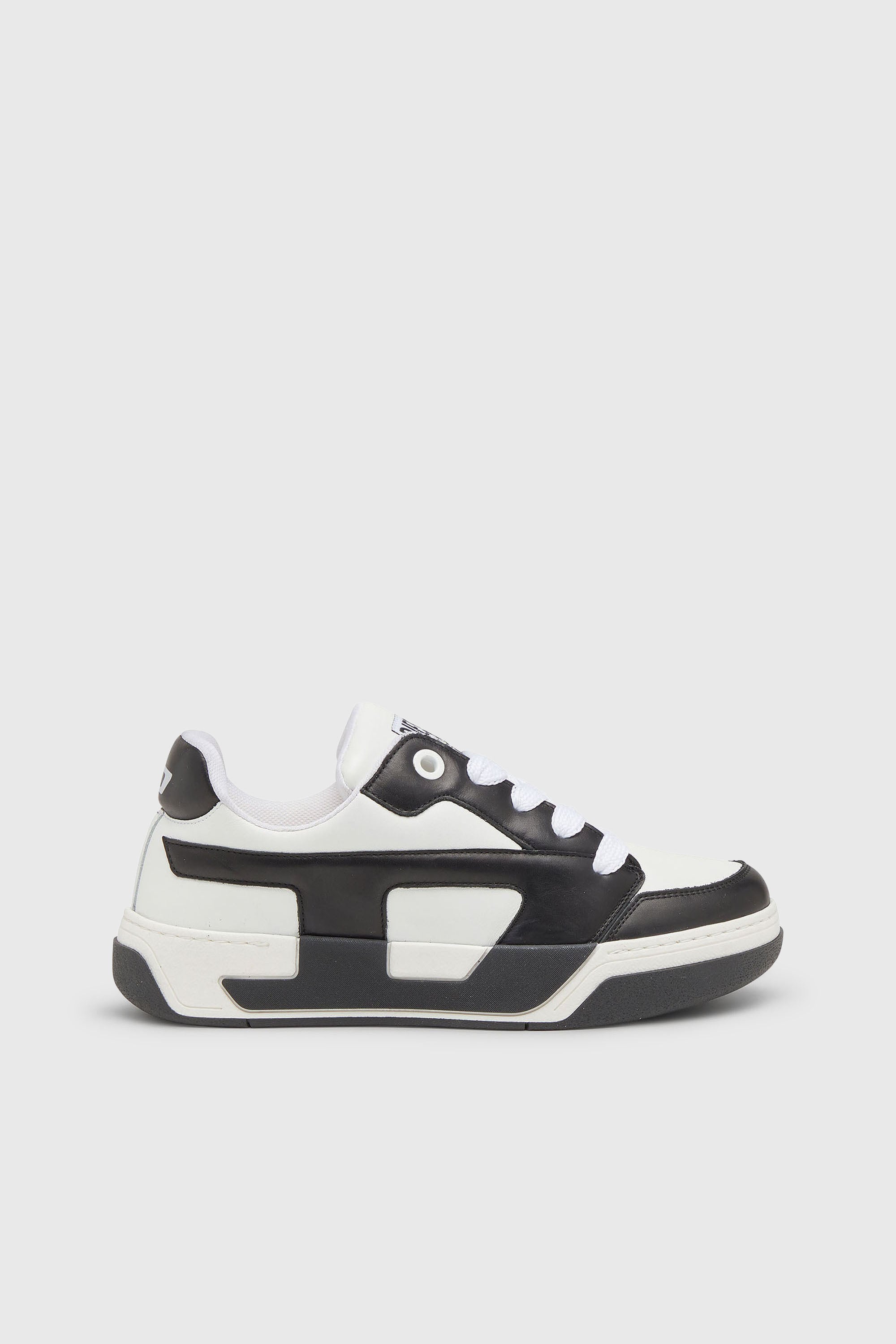 Diesel - S-D-OLLIE LOW W, Female's ローカットスニーカー in ホワイト/ブラック - 1