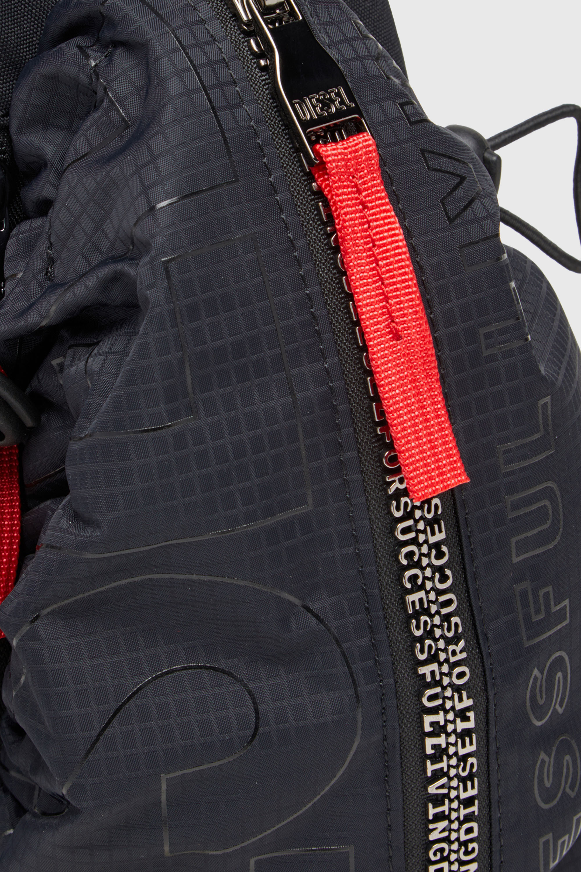 Diesel - ZIP-D CROSSBODY X, Male's Zip-D-Sling bag in check-jacquard shell in ブラック - 5
