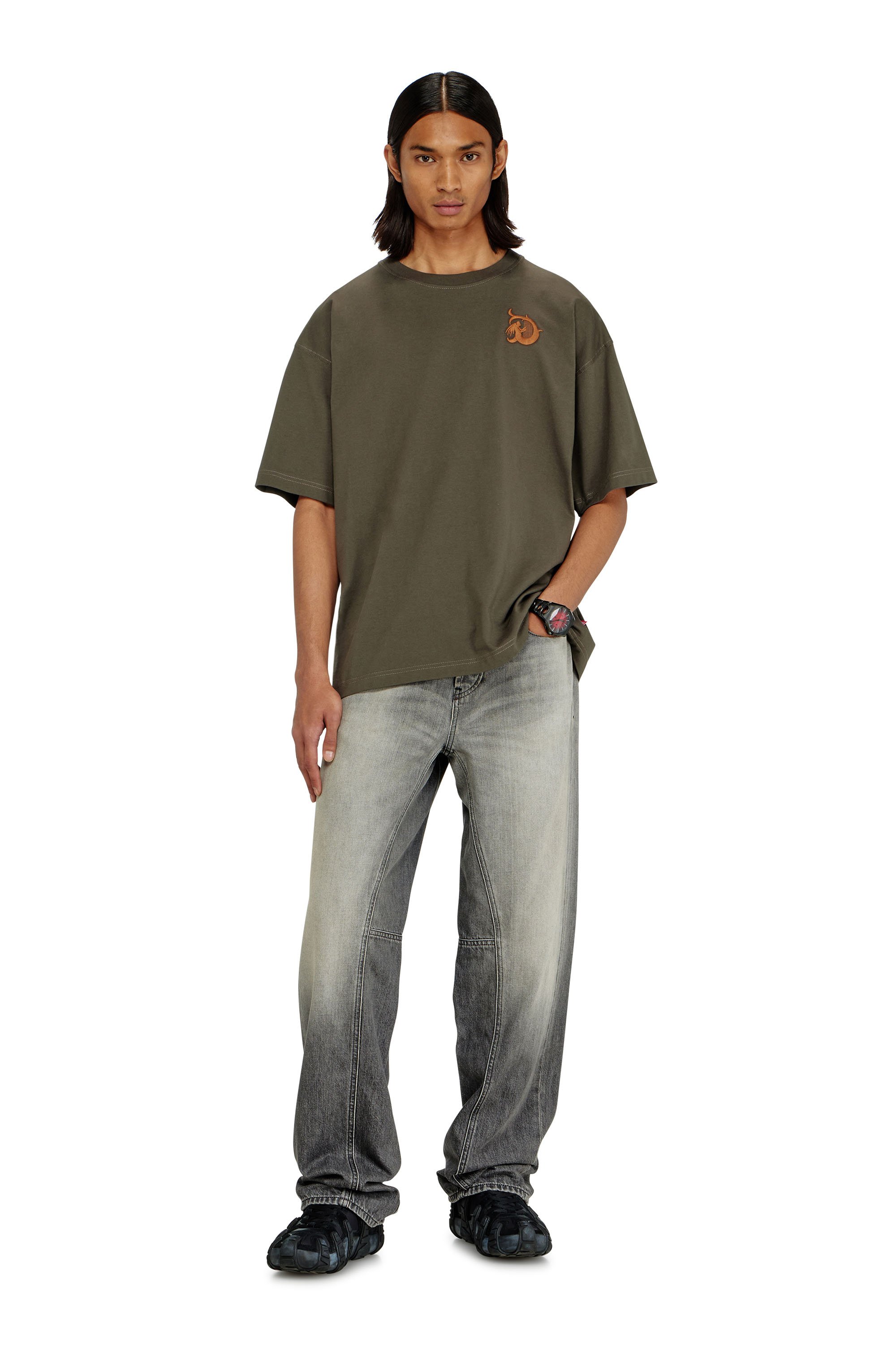 Diesel - T-BOXT-AA11, Male's Tシャツ in ミリタリーグリーン - 2