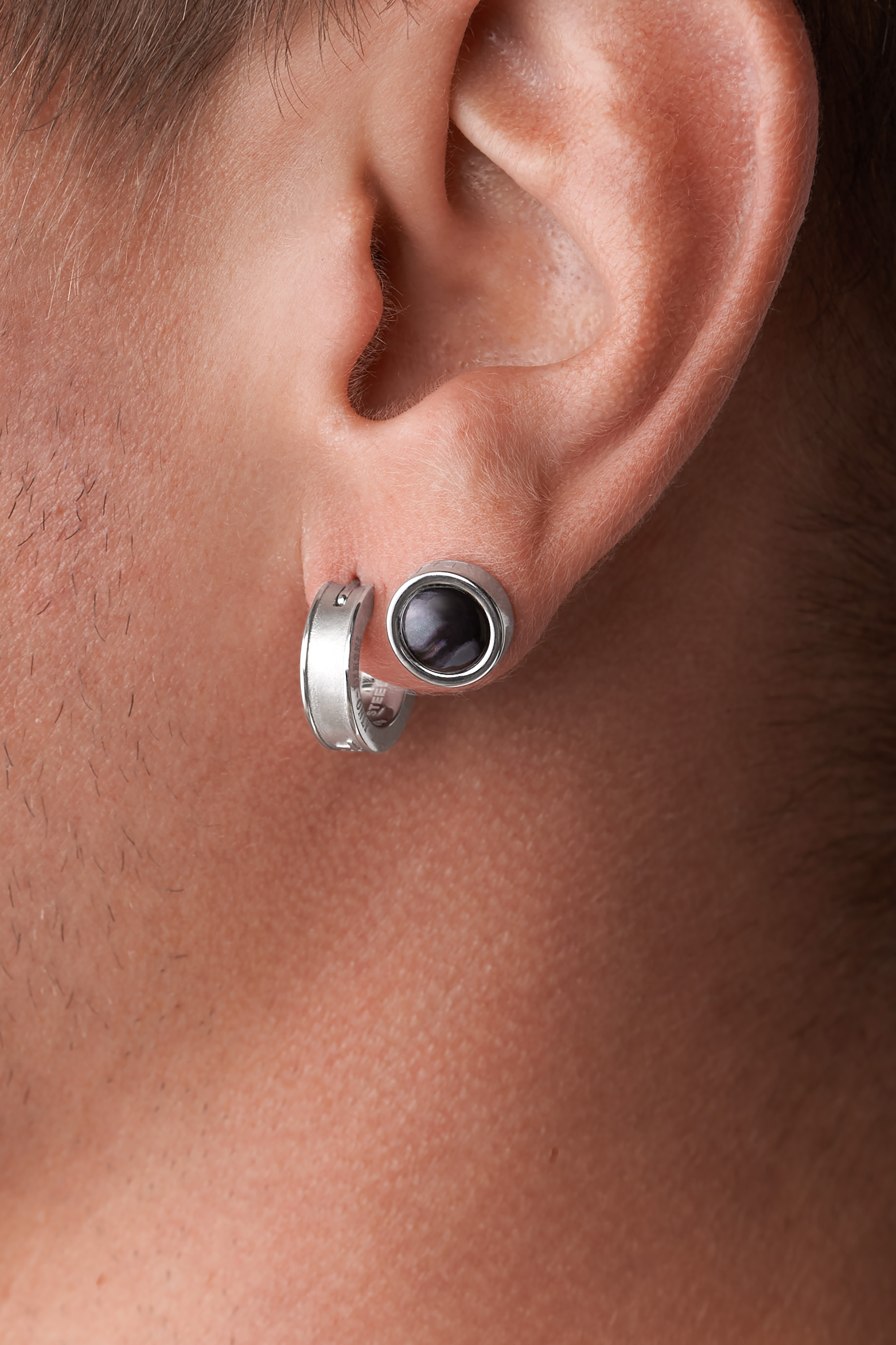 Diesel - DX1324, Unisex's Stainless Steel Stud Earring in ブラック/グレー - 3