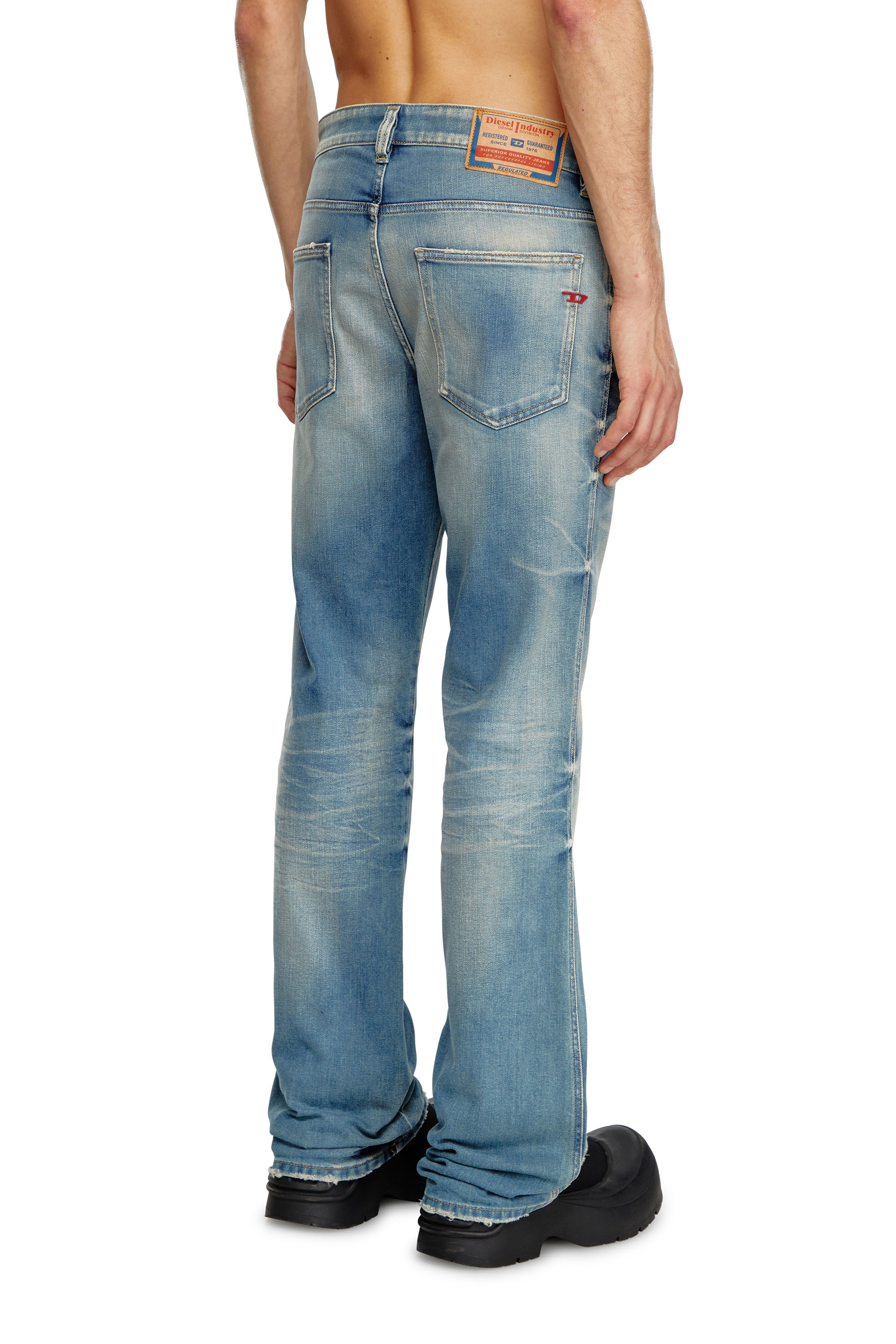 Diesel - Male's Bootcut Jeans 1998 D-Buck 09J62, ミディアムブルー - 5