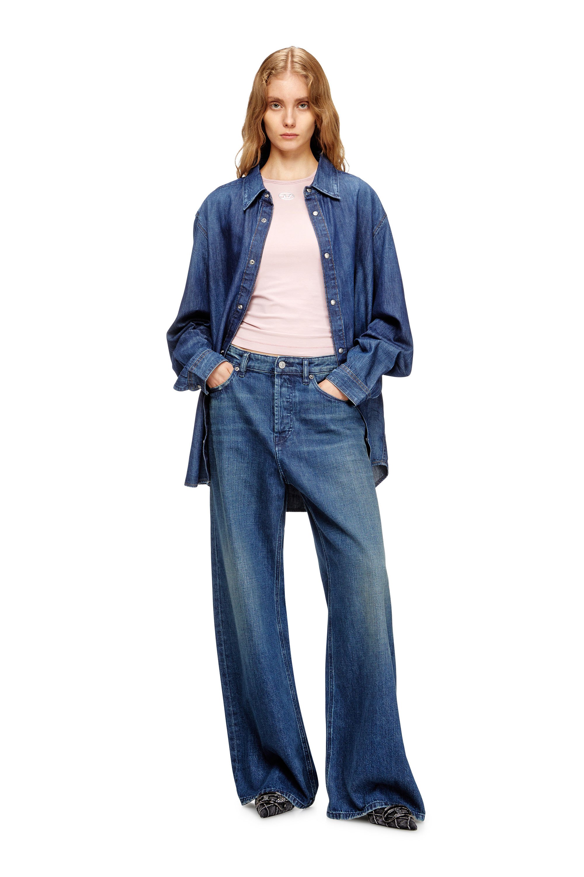 Diesel - T-UNCUTIESLONG-OD, Female's 半袖トップ in ピンク / ホワイト - 2