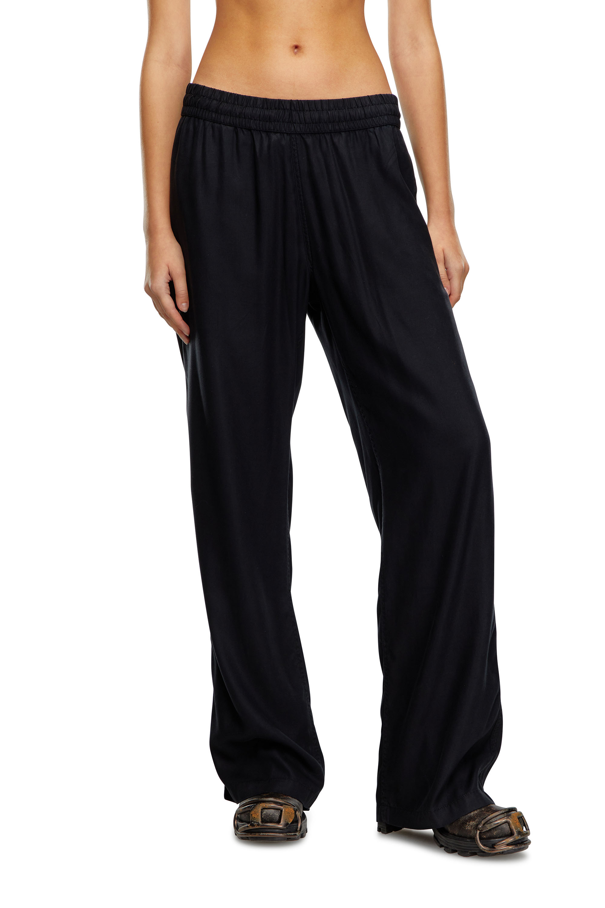 Diesel - P-DREYER-C-WN, Female's Track pants in fluid twill in ブラック - 1