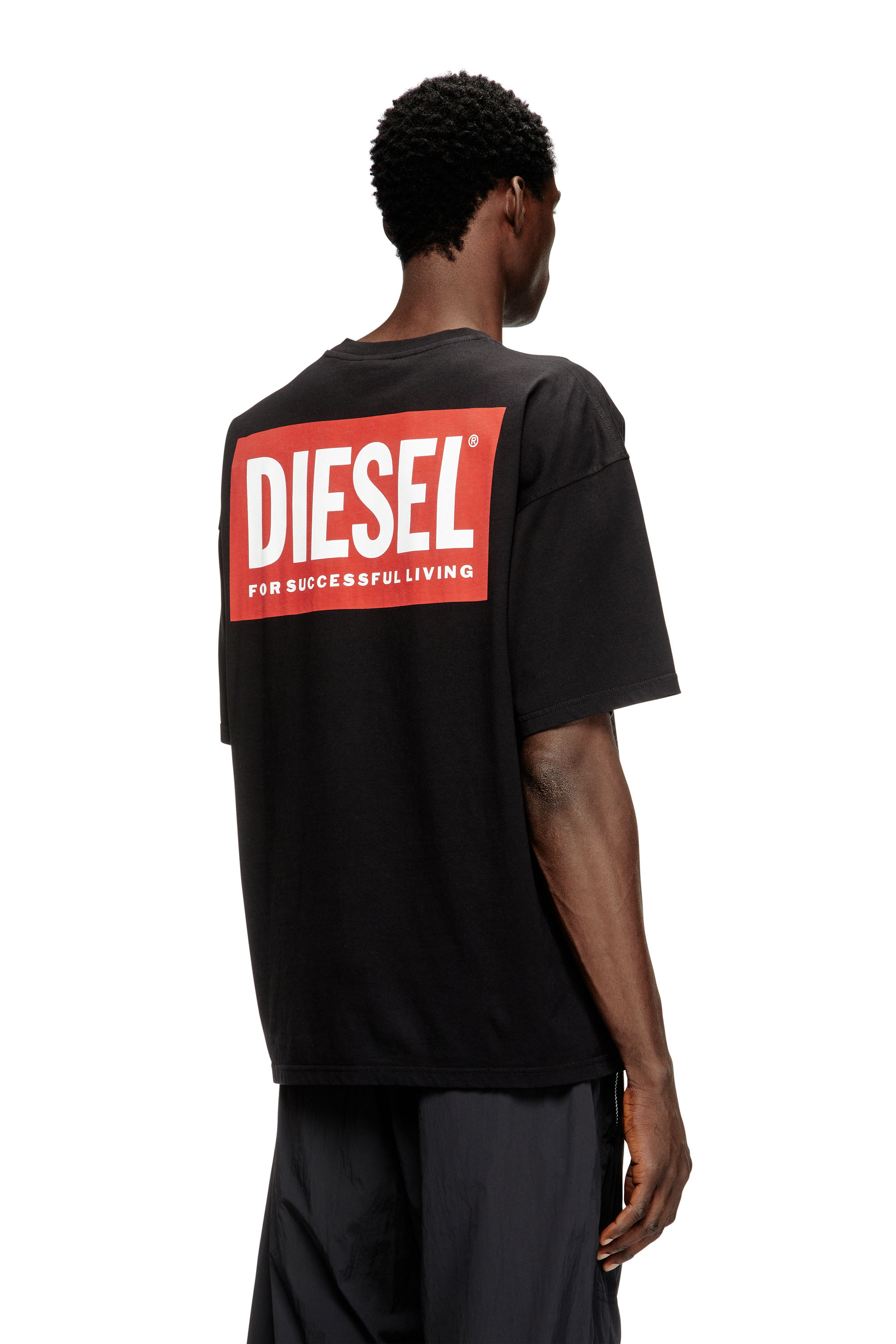 Diesel - T-BOXT-BISK, Male's Tシャツ in ブラック - 4
