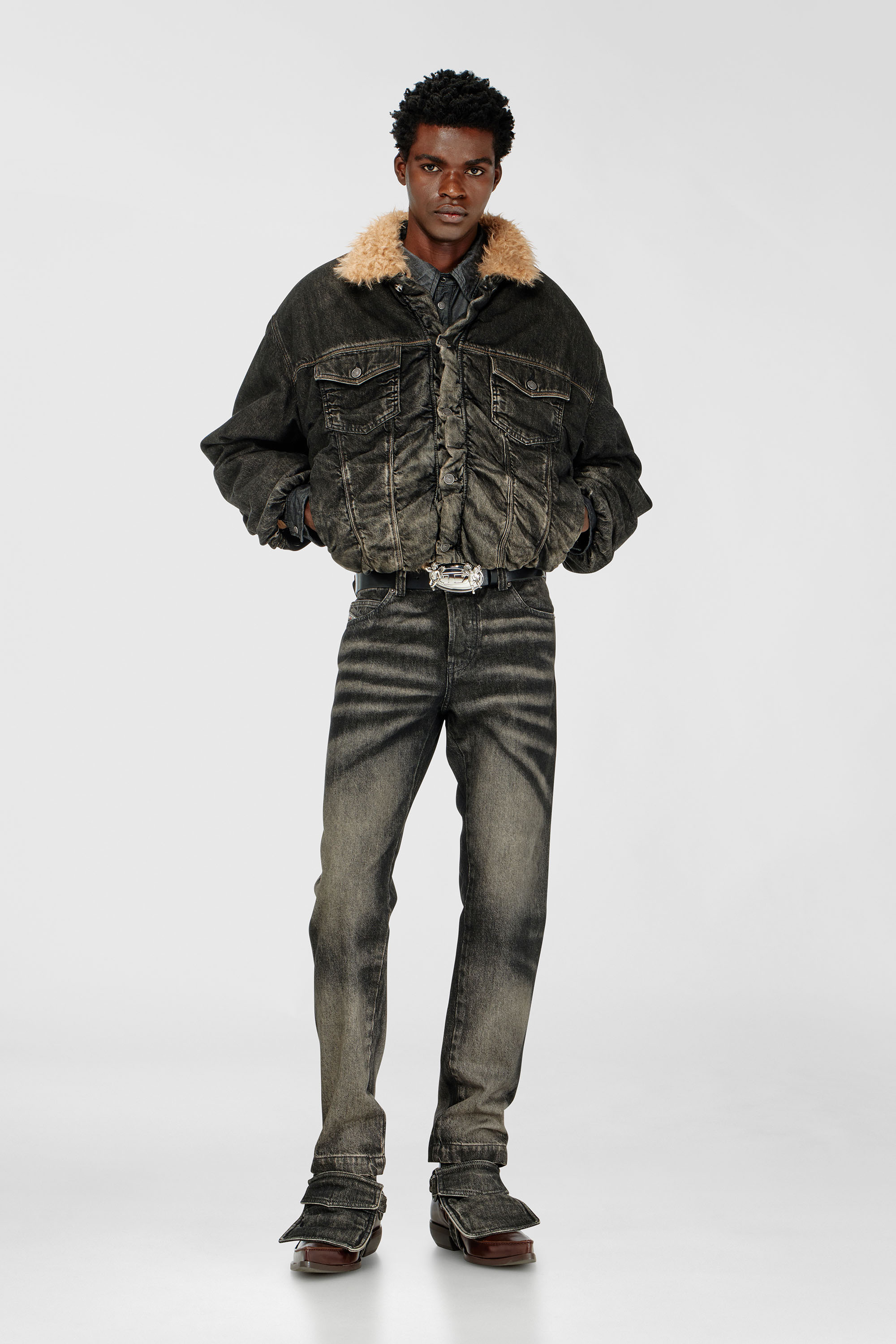 Diesel - B-OVAL ANGELS 35, Female's 3.5cm leather belt with cherub Oval D buckle in ブラック - 4