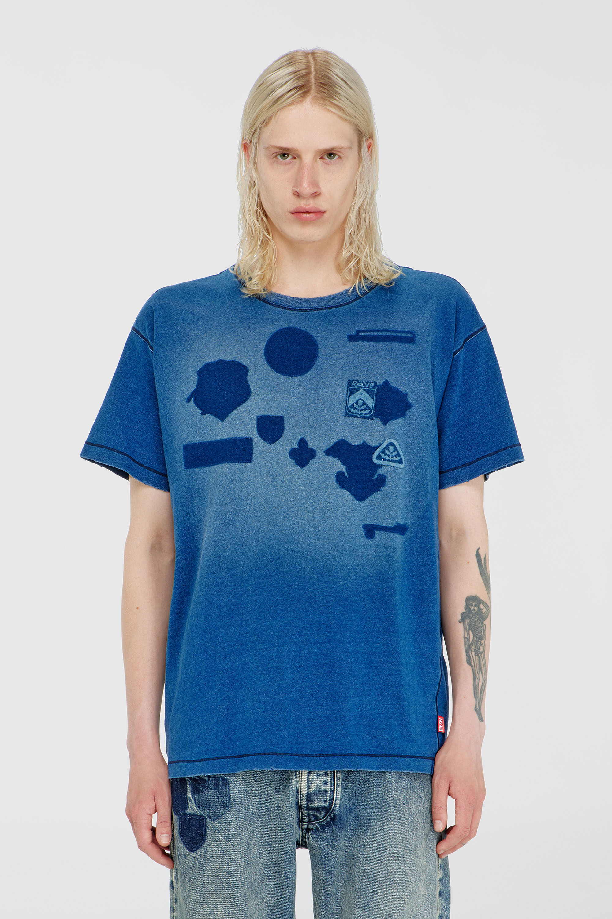 Diesel - T-NOX, Male's Tシャツ in ミディアムブルー - 5