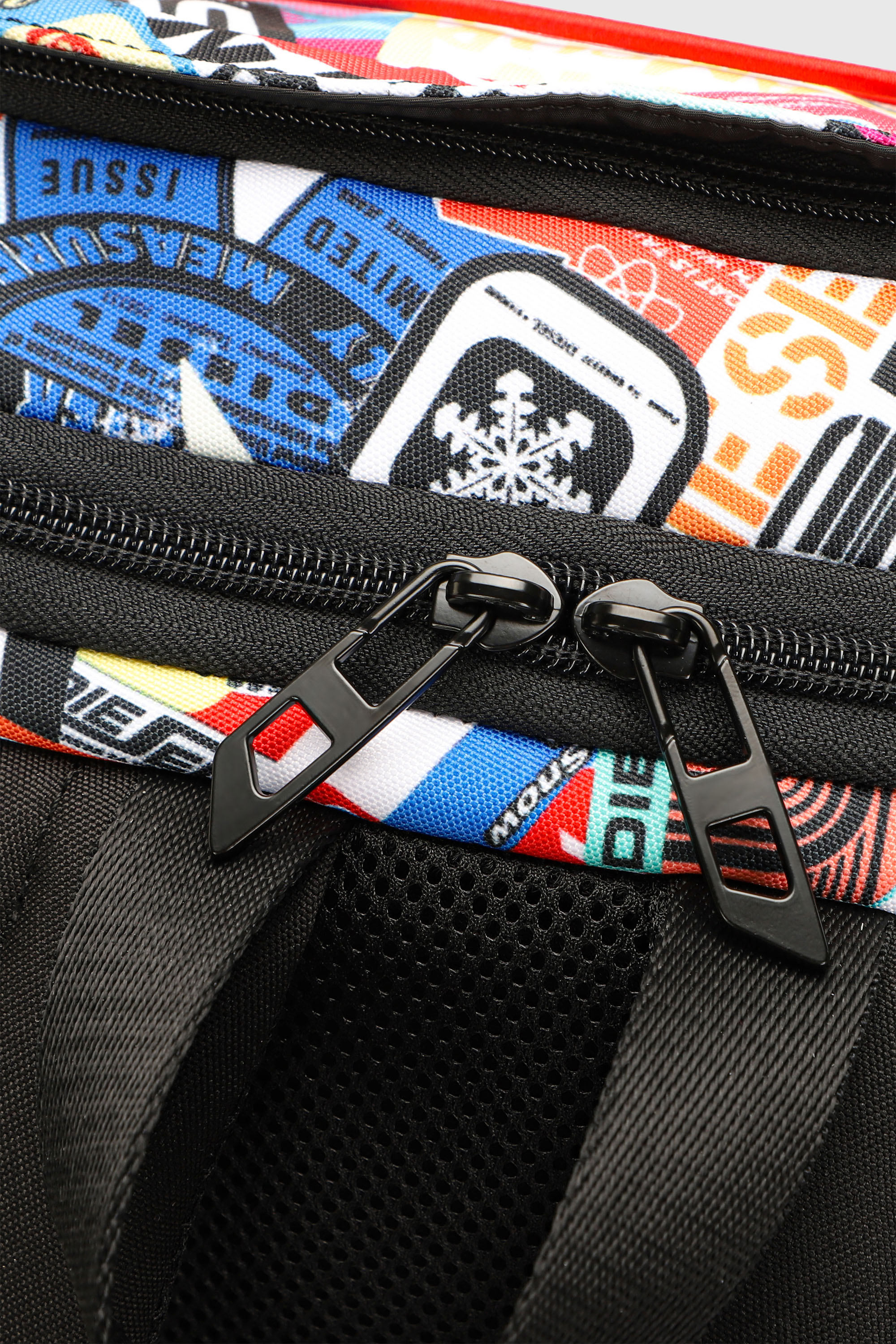 Diesel - DIESEL PC PRINTED BACKPACK-STICKERS- DSB, Unisex's Multifunctional backpack with stickers in マルチカラー - 2