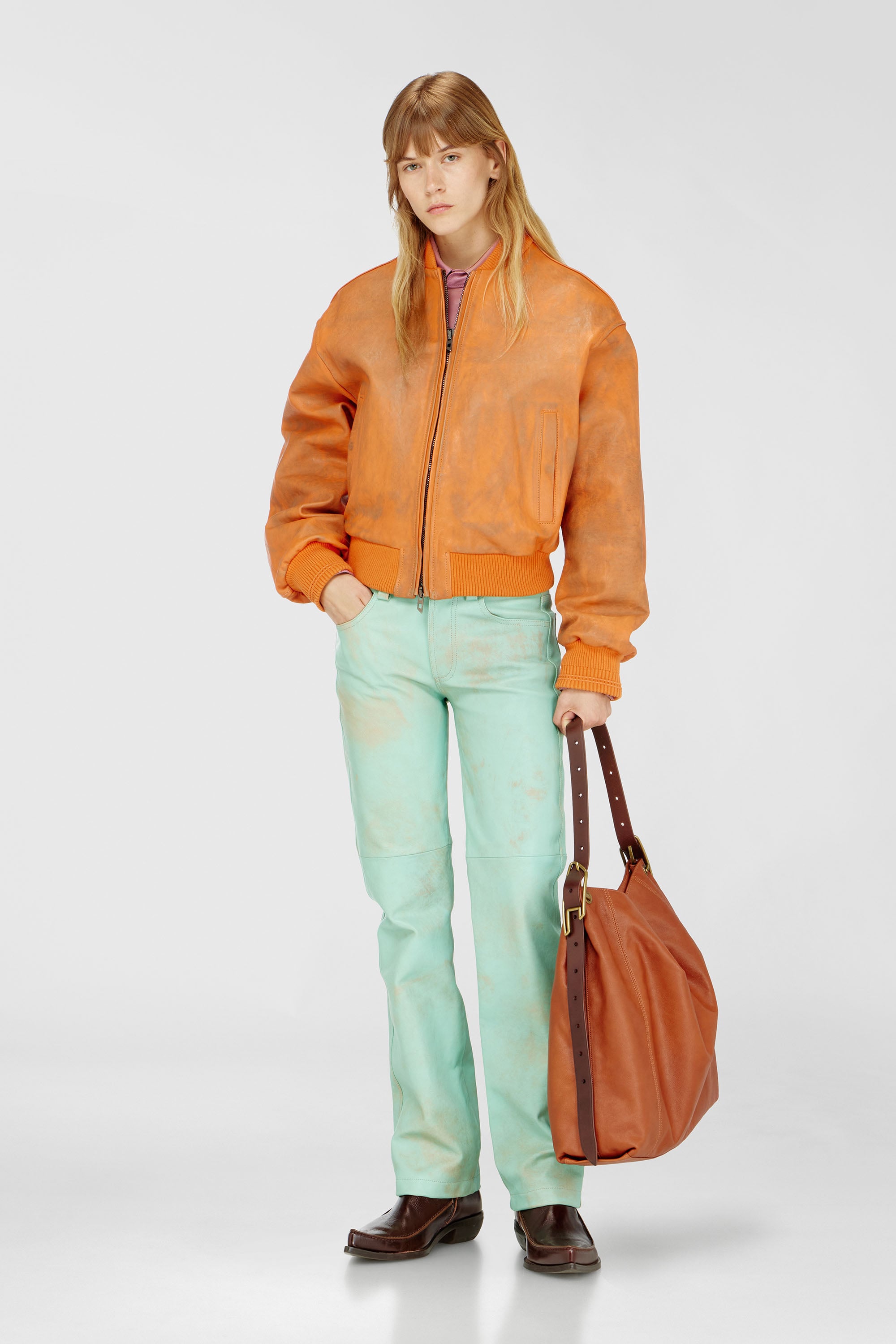 Diesel - D-LINE HOBO L, Female's D-Line-Hobo bag in shiny leather in ブラウン - 2