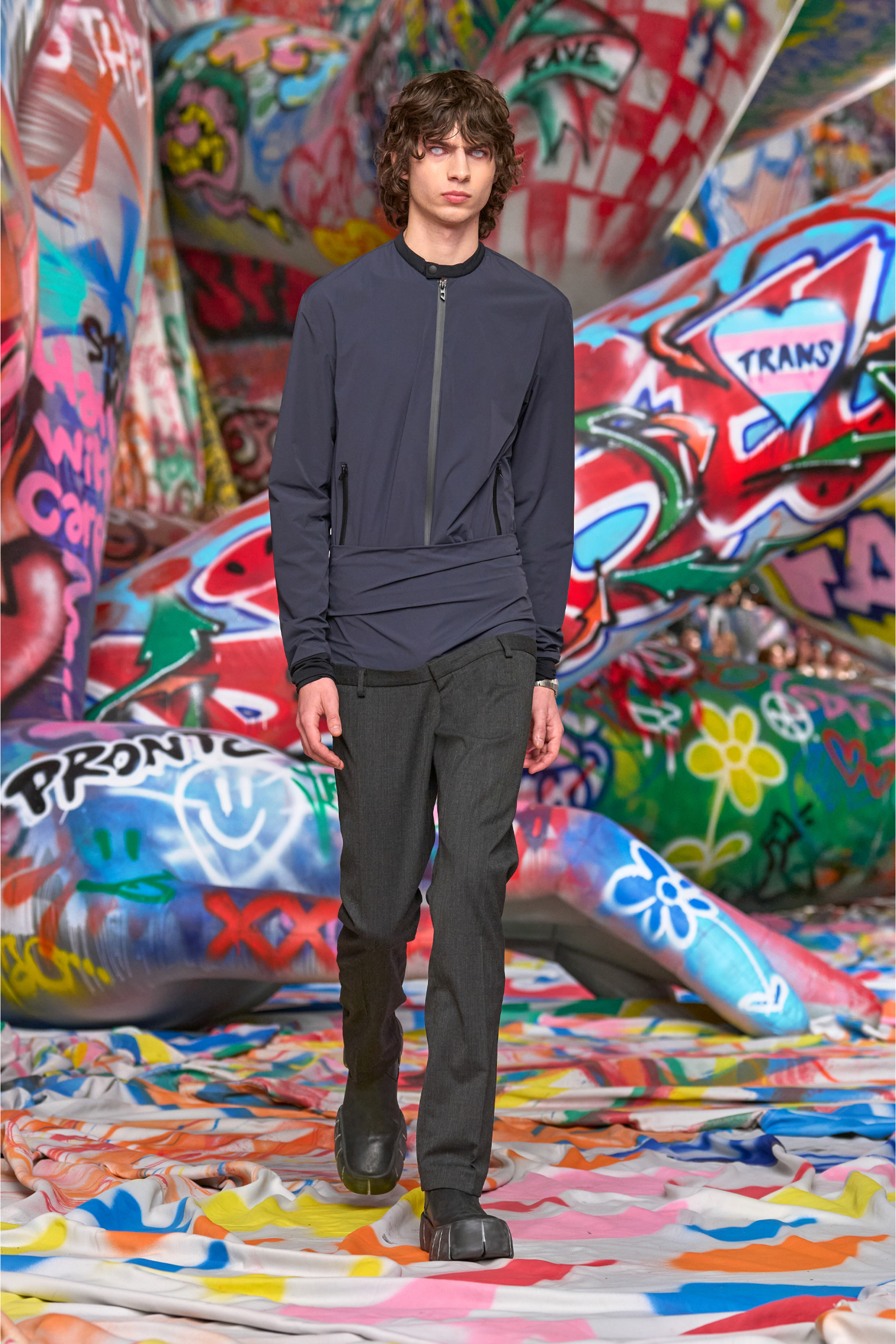 Diesel - P-AUREL-1, Male's Wool trousers with stretch waist in ダークグレー - 5