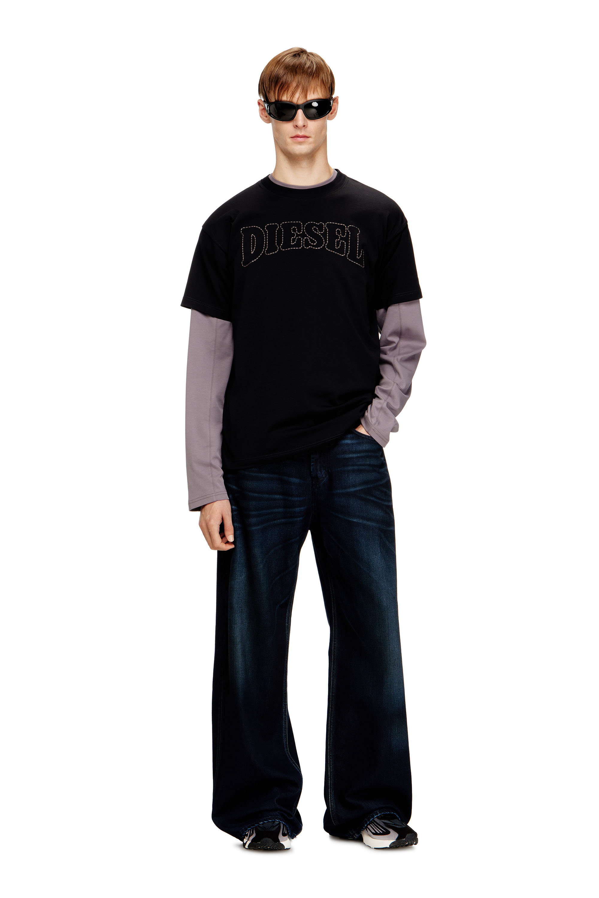Diesel - T-NORM-V10, Male's Tシャツ in ブラック - 2