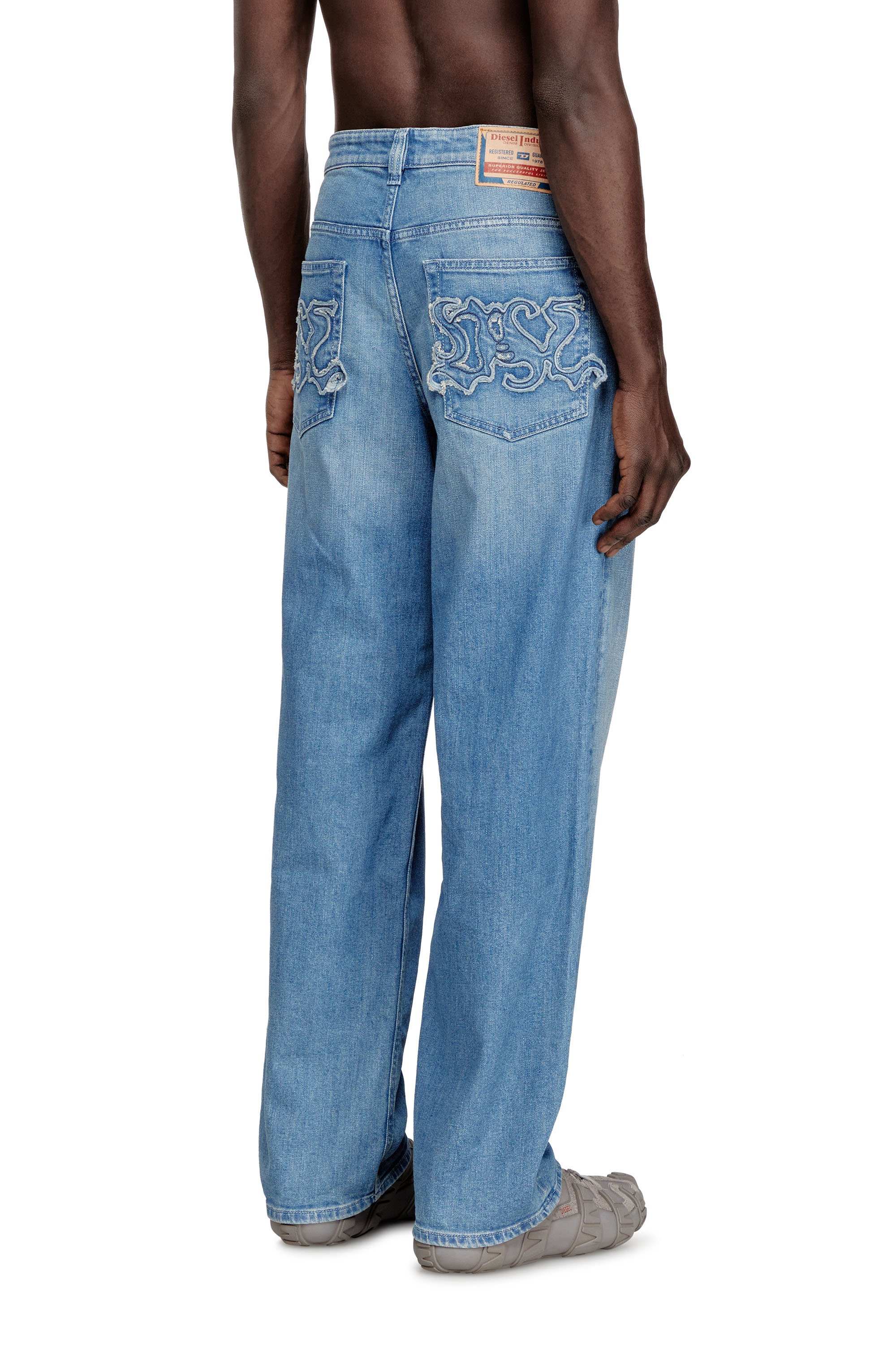 Diesel - Male's Relaxed Jeans 2001 D-Macro 09Q18, ライトブルー - 3