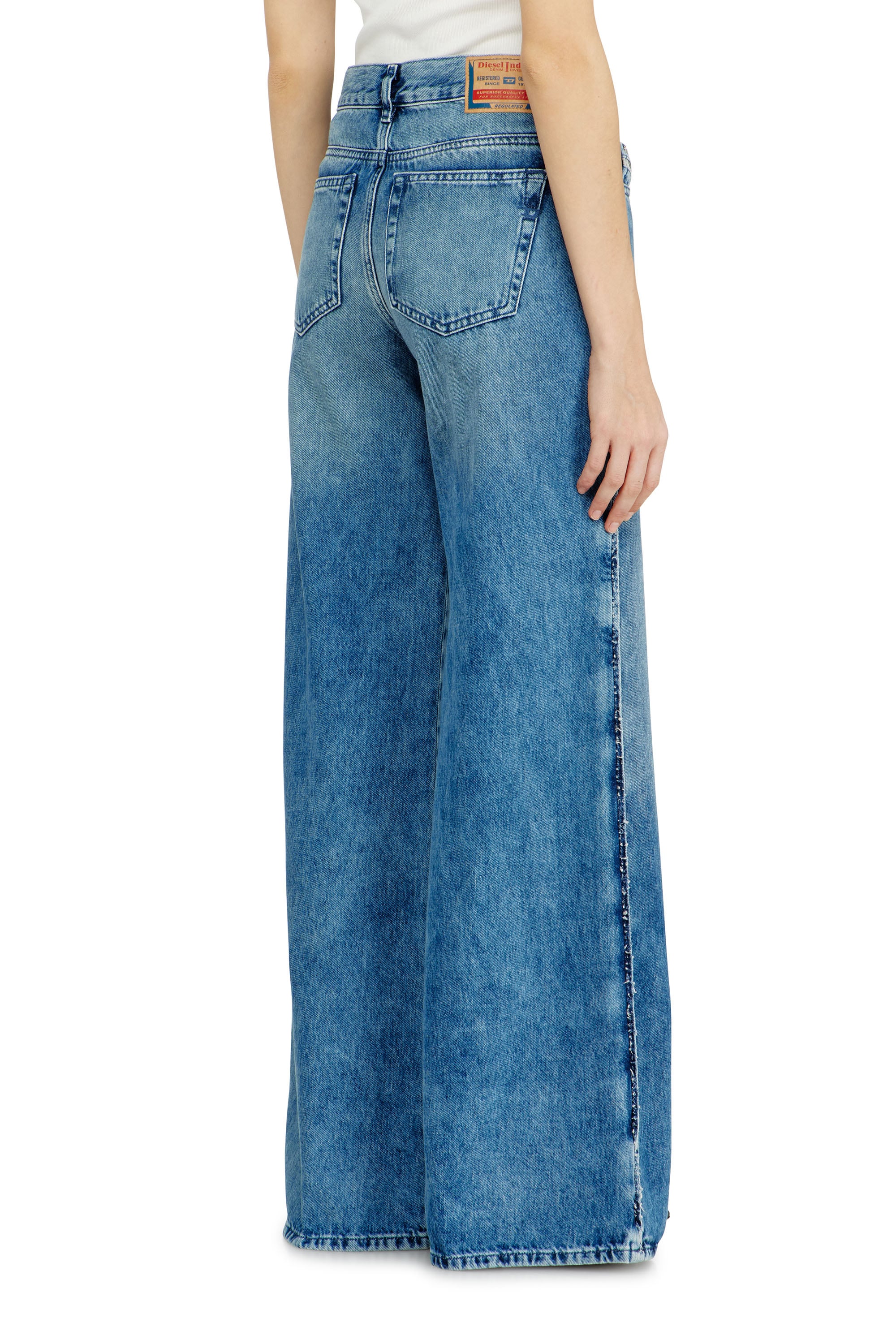 Diesel - Female's Flare Jeans 1978 D-Akemi 0ADCJ, null - 5