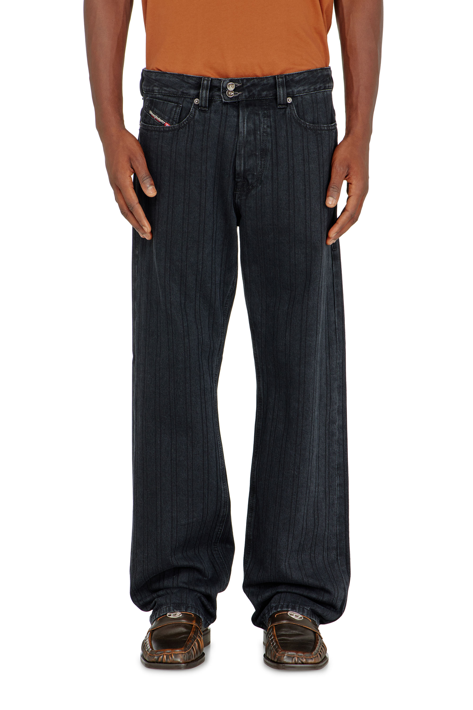 Diesel - Male's Relaxed Jeans 1980 D-Eeper 09Q12, ブラック/ダークグレー - 4