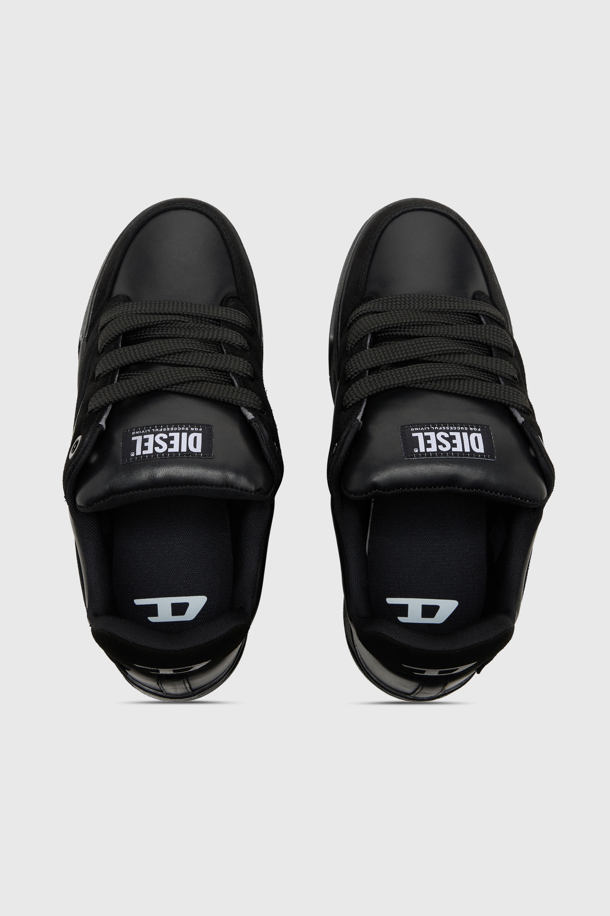 Diesel - S-D-OLLIE LOW, Male's ローカットスニーカー in ブラック - 5
