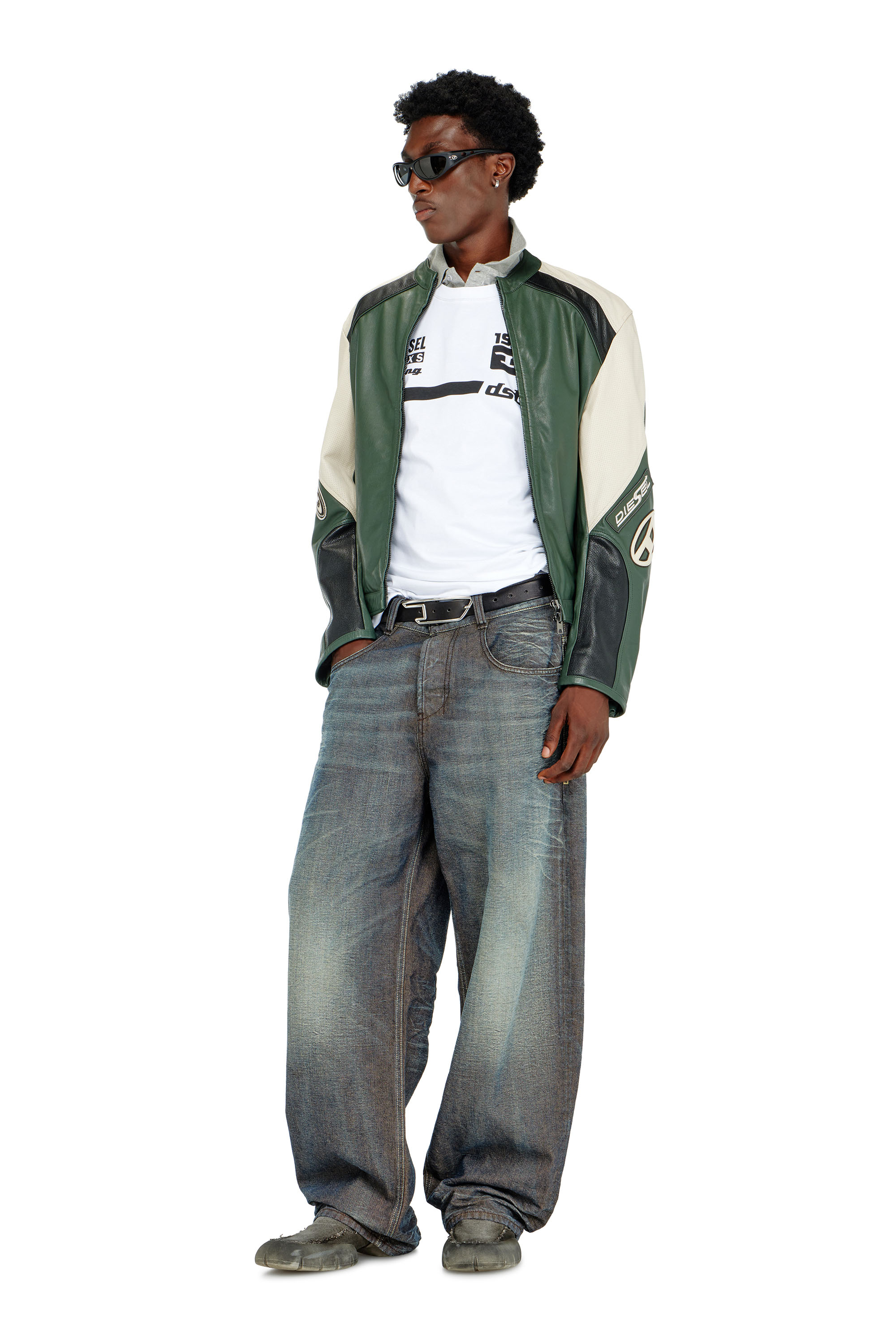 Diesel - T-NORM-V12, Male's Tシャツ in ホワイト - 1