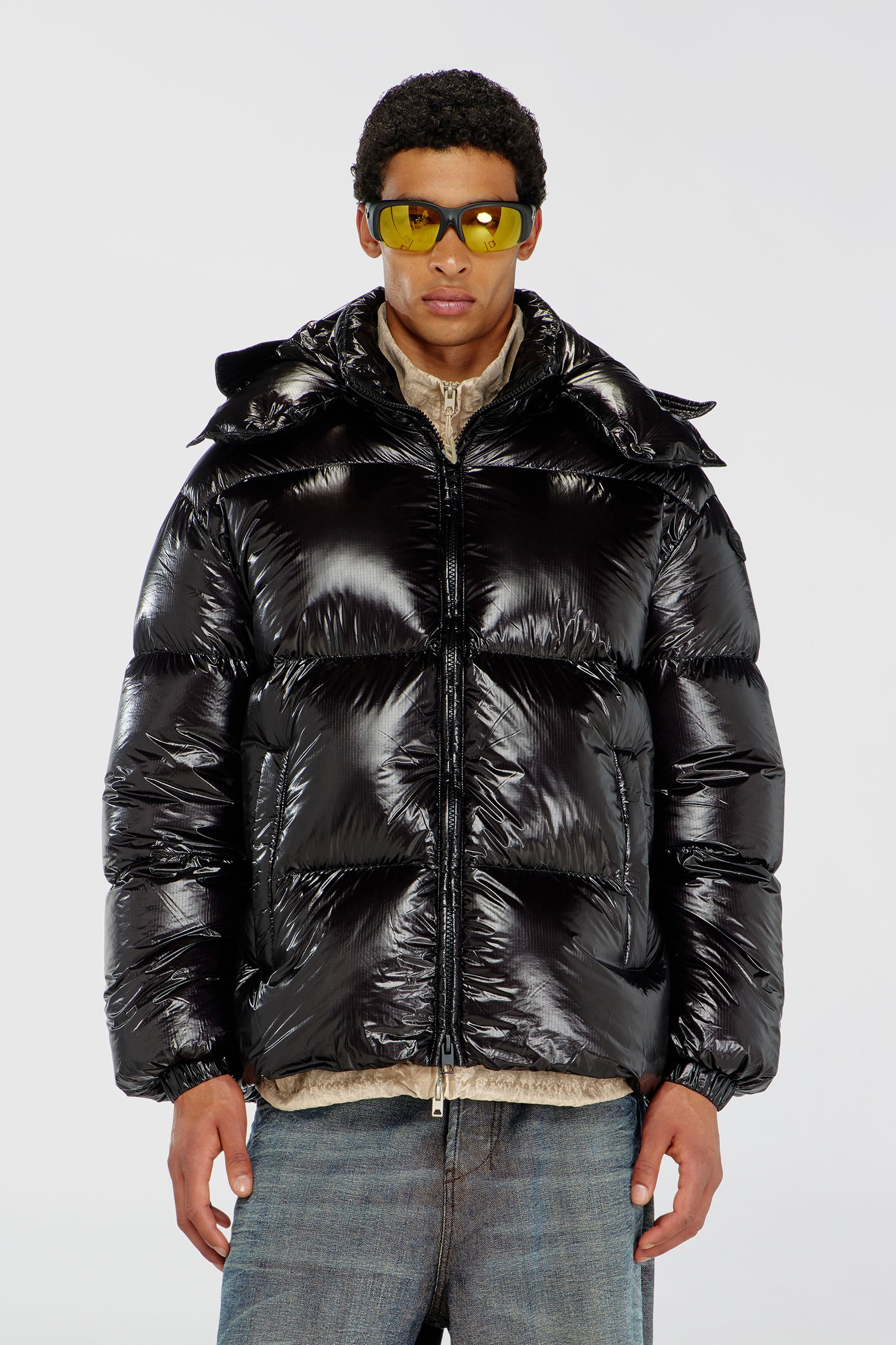 Diesel - W-ROLFYS-WRD-BKCP, Male's ダウンジャケット in ブラック - 1