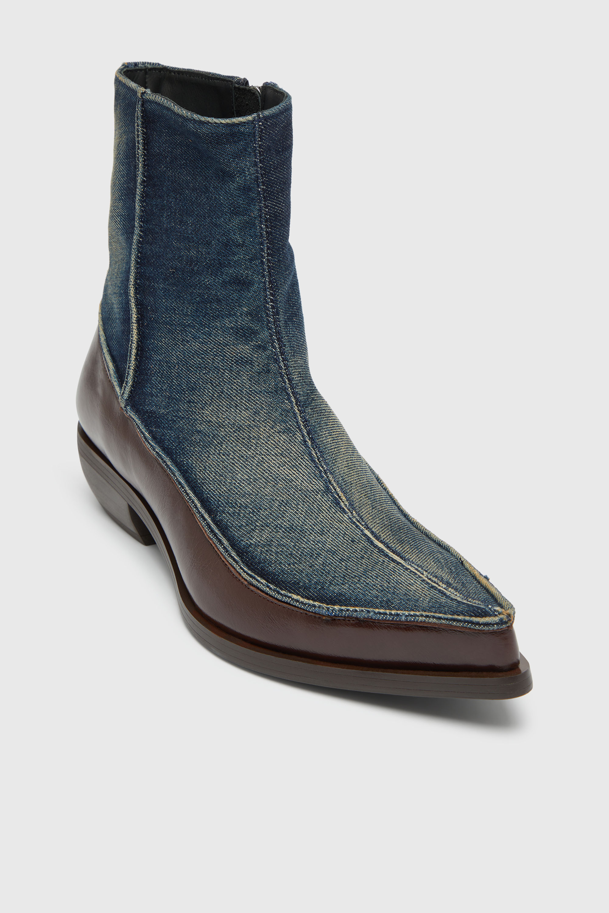 Diesel - D-FRIDO-30-TR, Male's D-Frido-Western ankle boots in leather and denim in null - 6