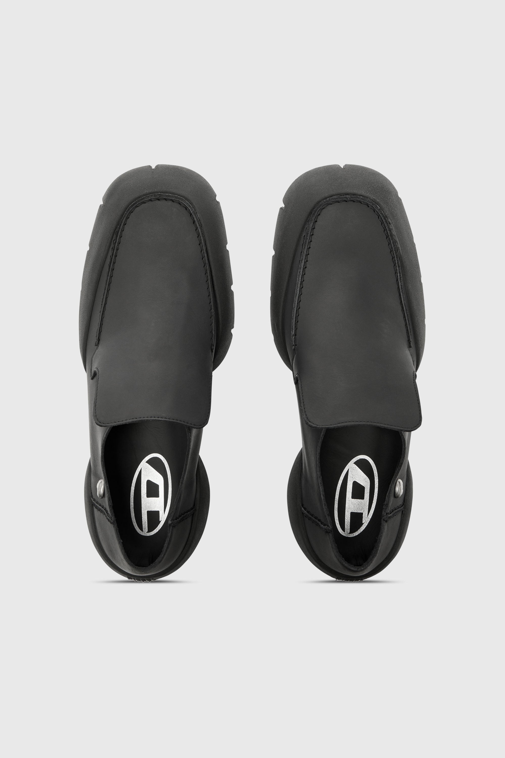 Diesel - D-MATHIEU SC, Male's D-Mathieu-Brushed leather loafer with rubber sole in ブラック - 5