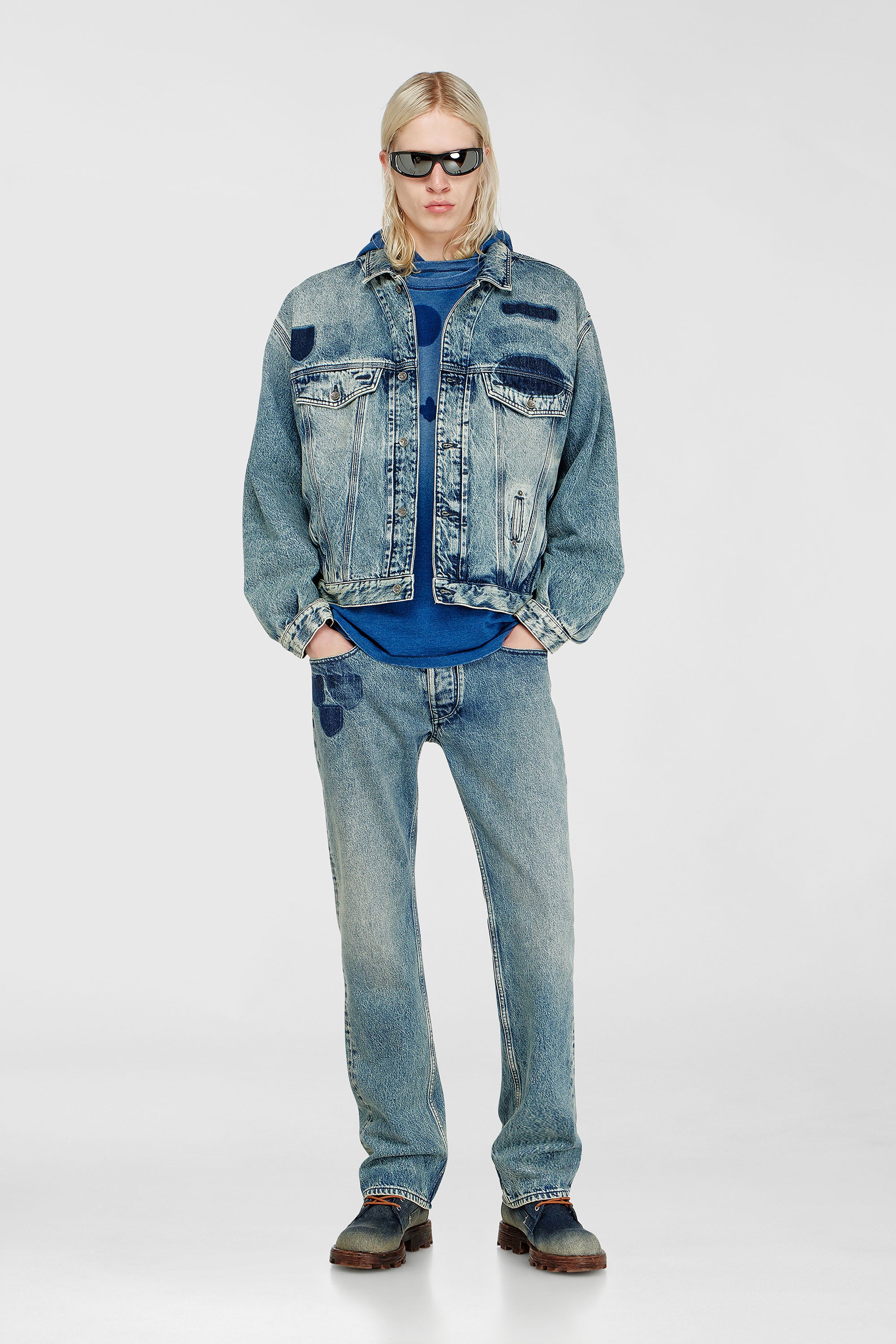 Diesel - T-NOX, Male's Tシャツ in ミディアムブルー - 2
