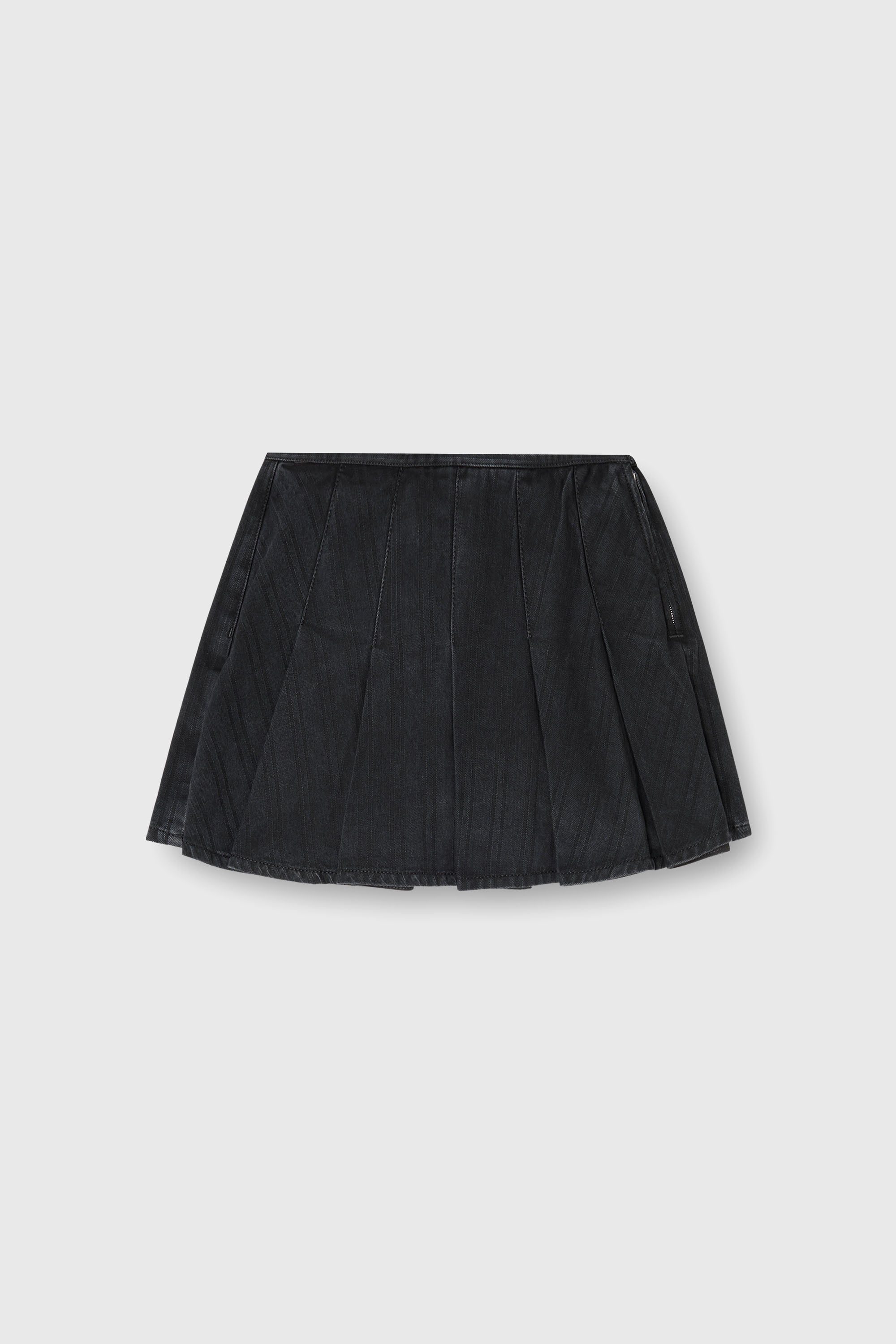 Diesel - DE-SHERO, Female's デニムショートパンツ in ブラック - 2