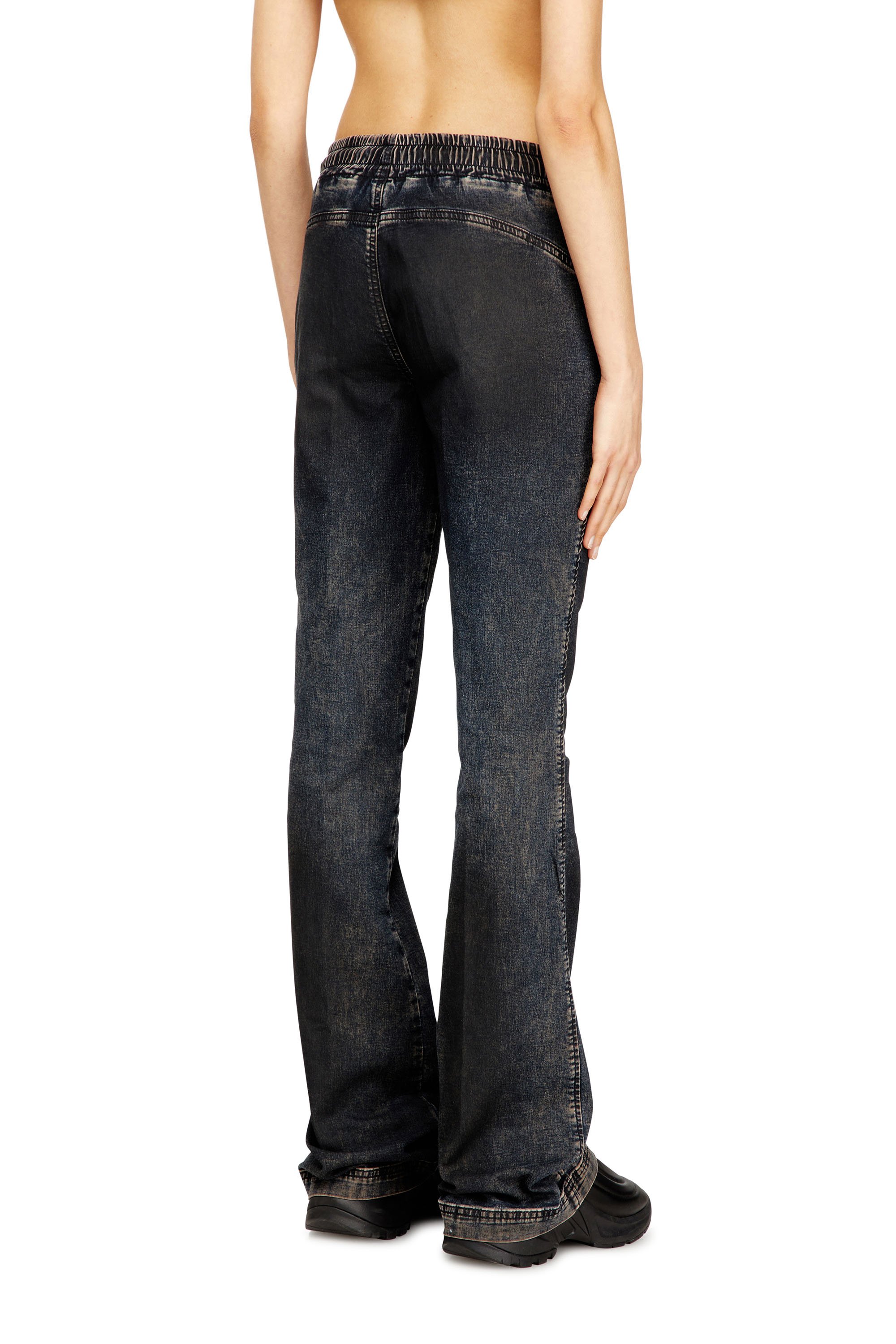 Diesel - Female's Bootcut 2069 D-Ebbey Joggjeans® 09N64, ダークブルー - 3