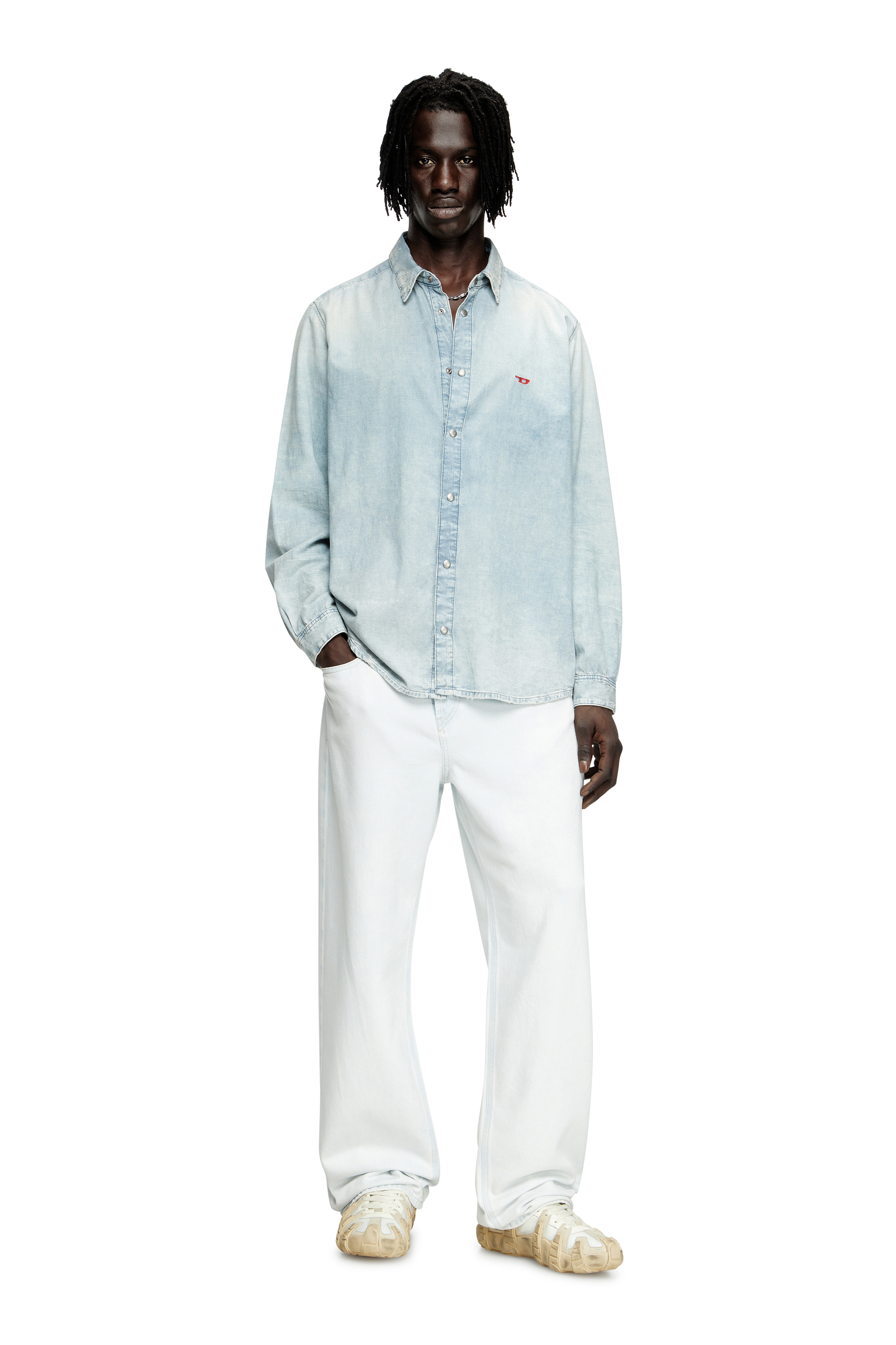 Diesel - D-SIMPLY, Male's Shirt in bleach-effect denim in ライトブルー - 2