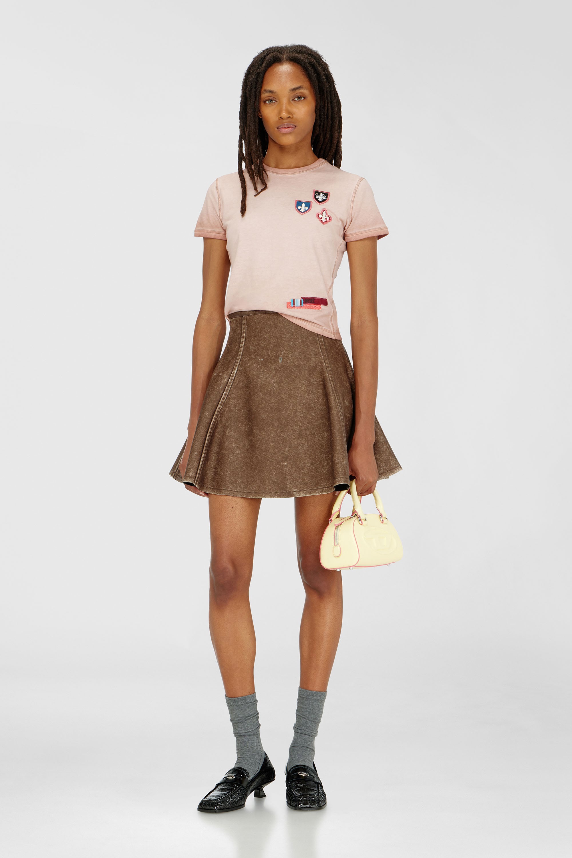 Diesel - T-UNCUTY-WAF, Female's Tシャツ in フェースパウダー - 2