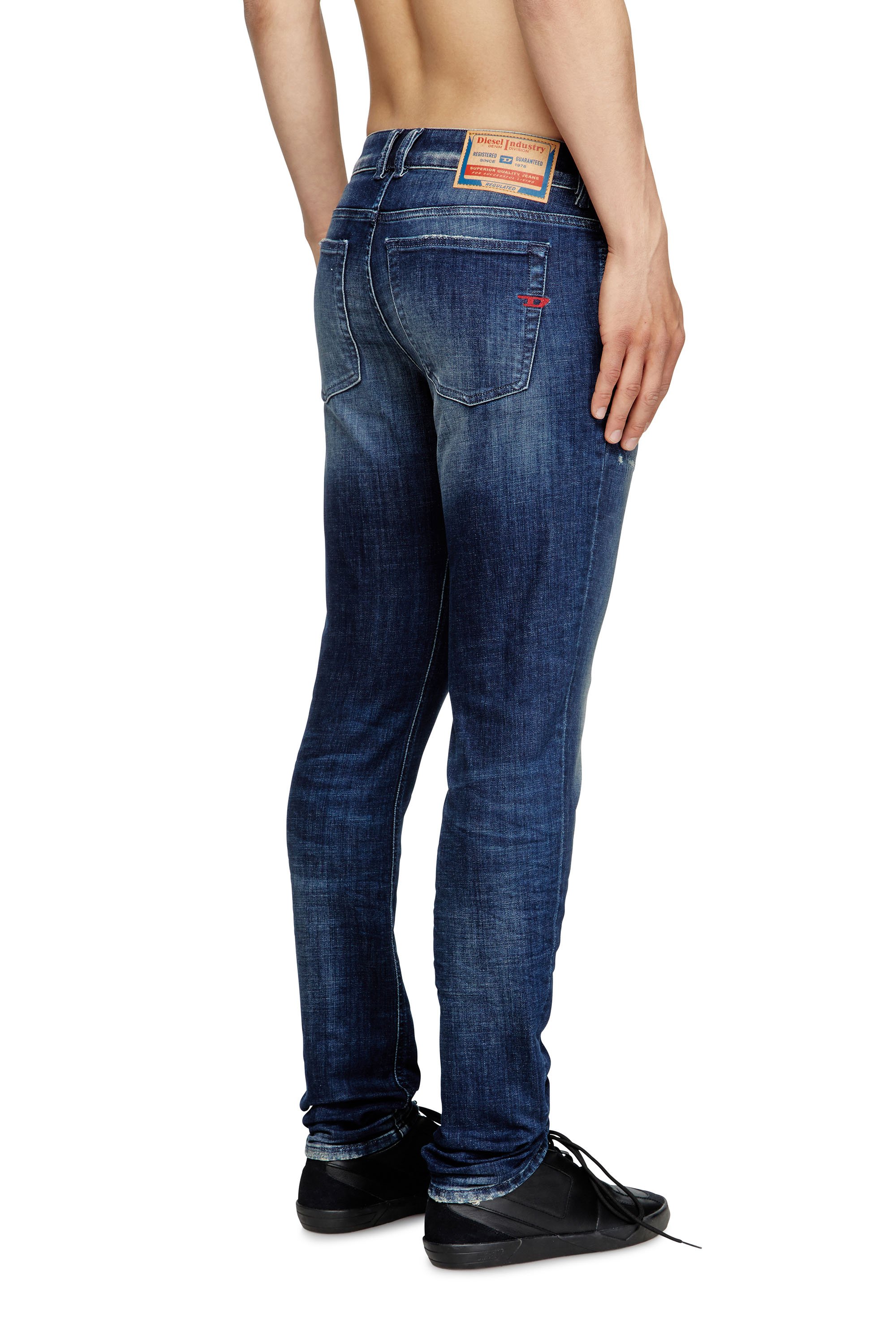 Diesel - Male's Skinny Jeans 1979 Sleenker 09L97, ダークブルー - 4