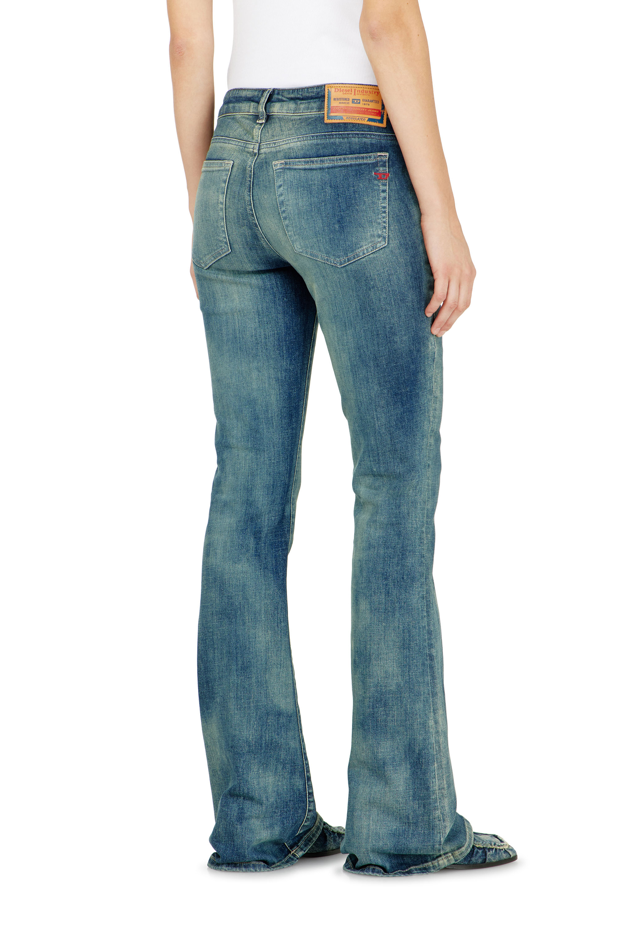 Diesel - Female's Bootcut Jeans 1969 D-Ebbey 09P41, ミディアムブルー - 5