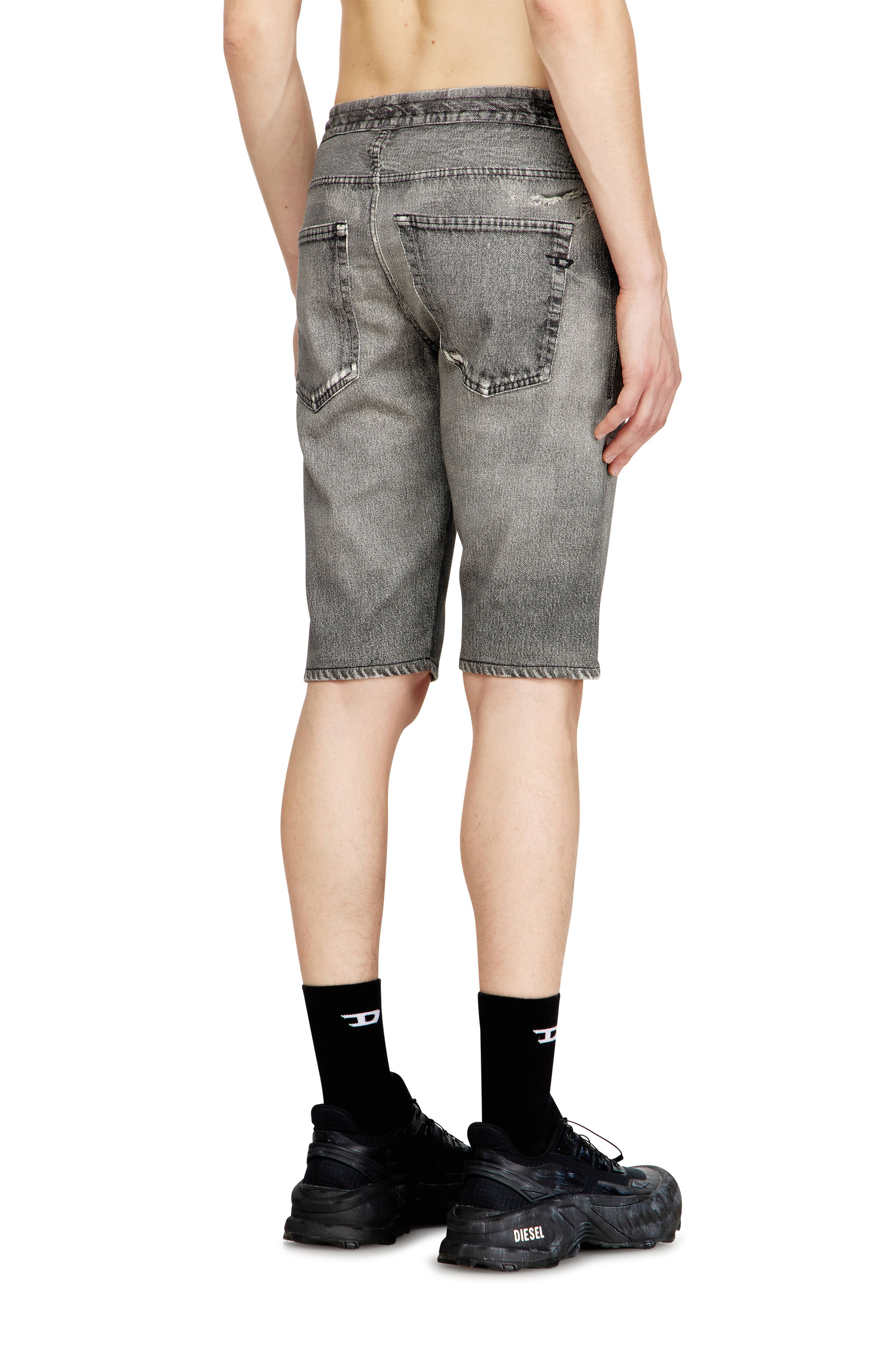 Diesel - 2033 D-KROOLEY-SHORT JOGG, Male's ジョグ ショートパンツ in グレー - 4
