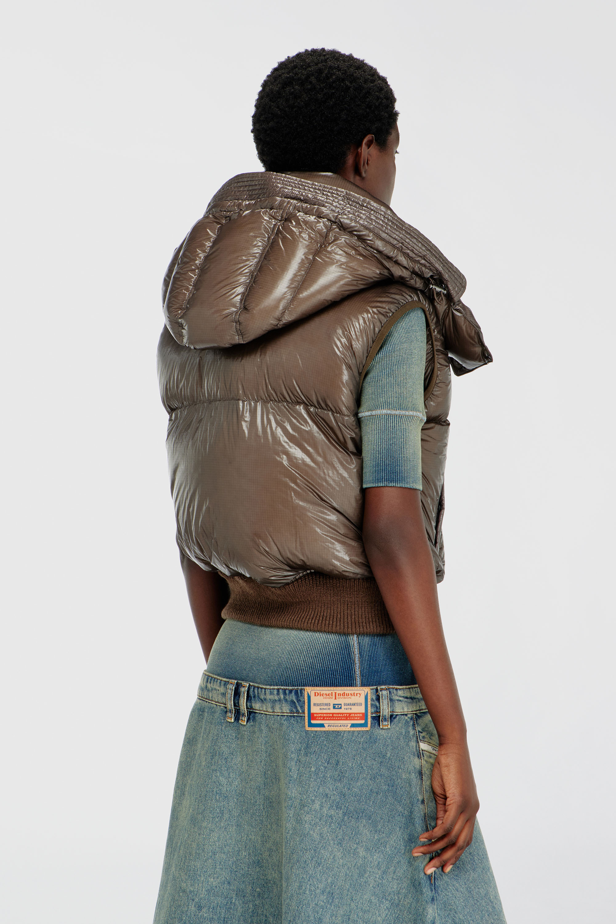 Diesel - W-PEYT-SSL-NEW-T1, Female's ダウンベスト in ブラウン - 5