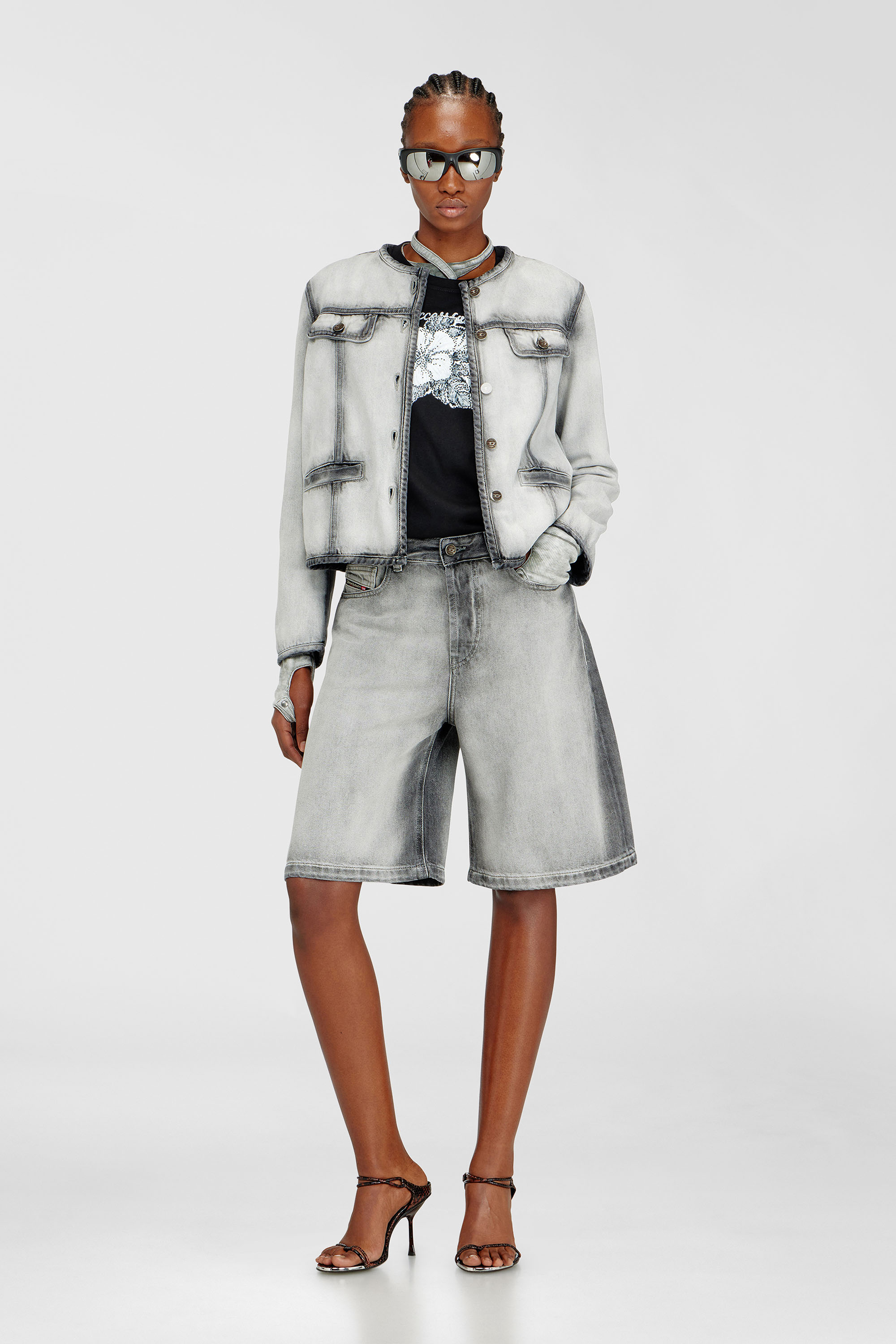 Diesel - DE-SIRE-SHORT-FSI, Female's Shorts in soft skeleton denim in グレー - 1