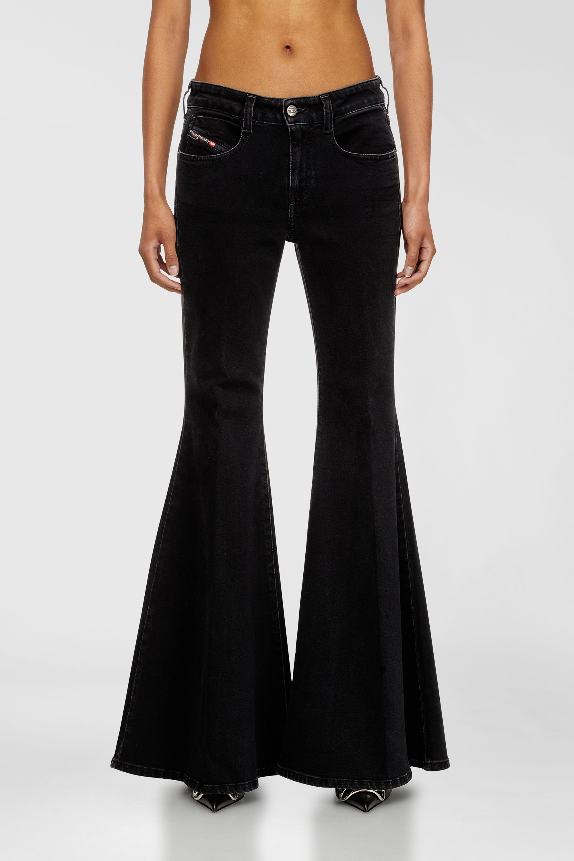 Diesel - Female's Flare Jeans 1970 D-Bleess 09M69, ブラック/ダークグレー - 2