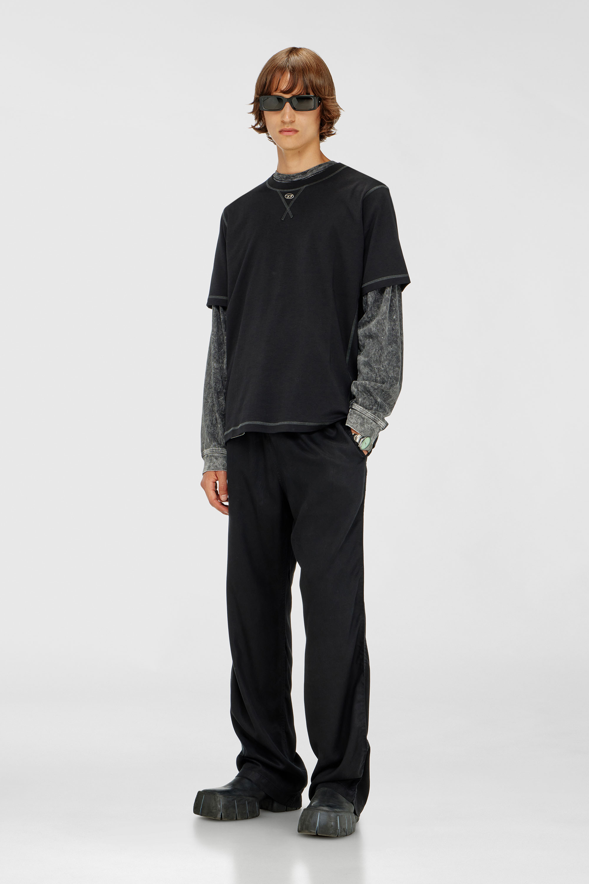 Diesel - T-MADJUST-TR, Male's Tシャツ in ブラック - 2