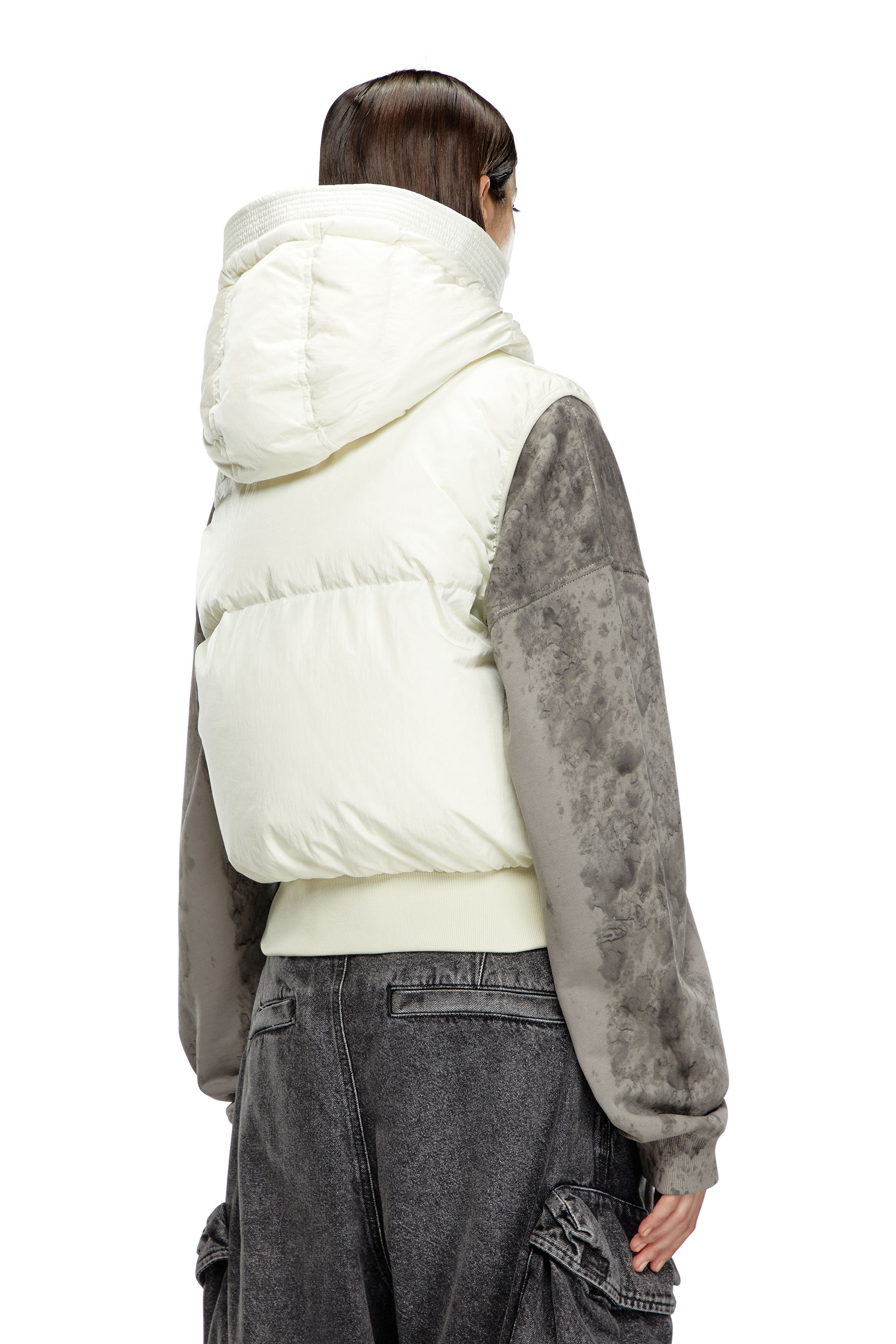 Diesel - W-PEYT-SSL-NEW-P1, Female's Hooded down vest in crinkled nylon in ホワイト - 5