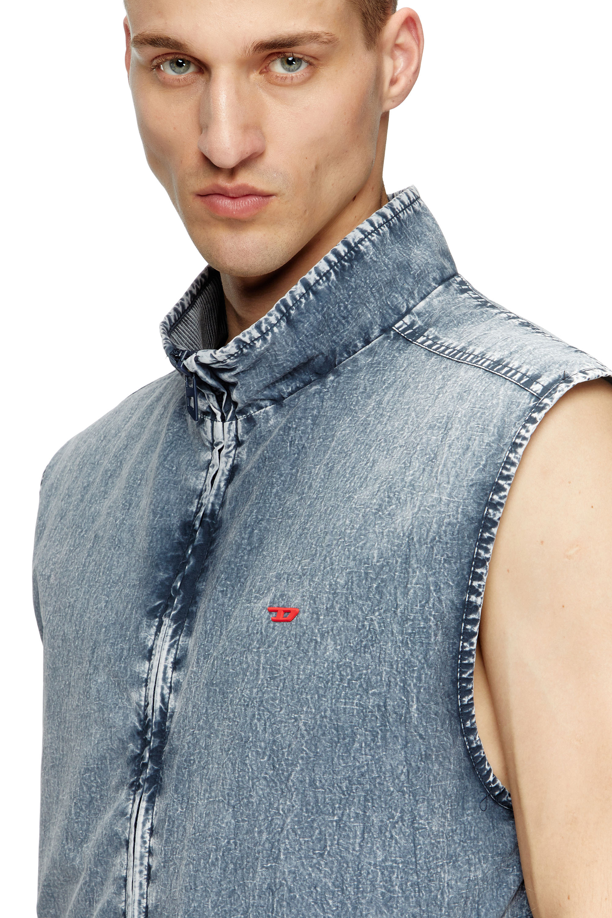 Diesel - J-ERB, Male's Vest in recycled nylon taslan in ミディアムブルー - 5