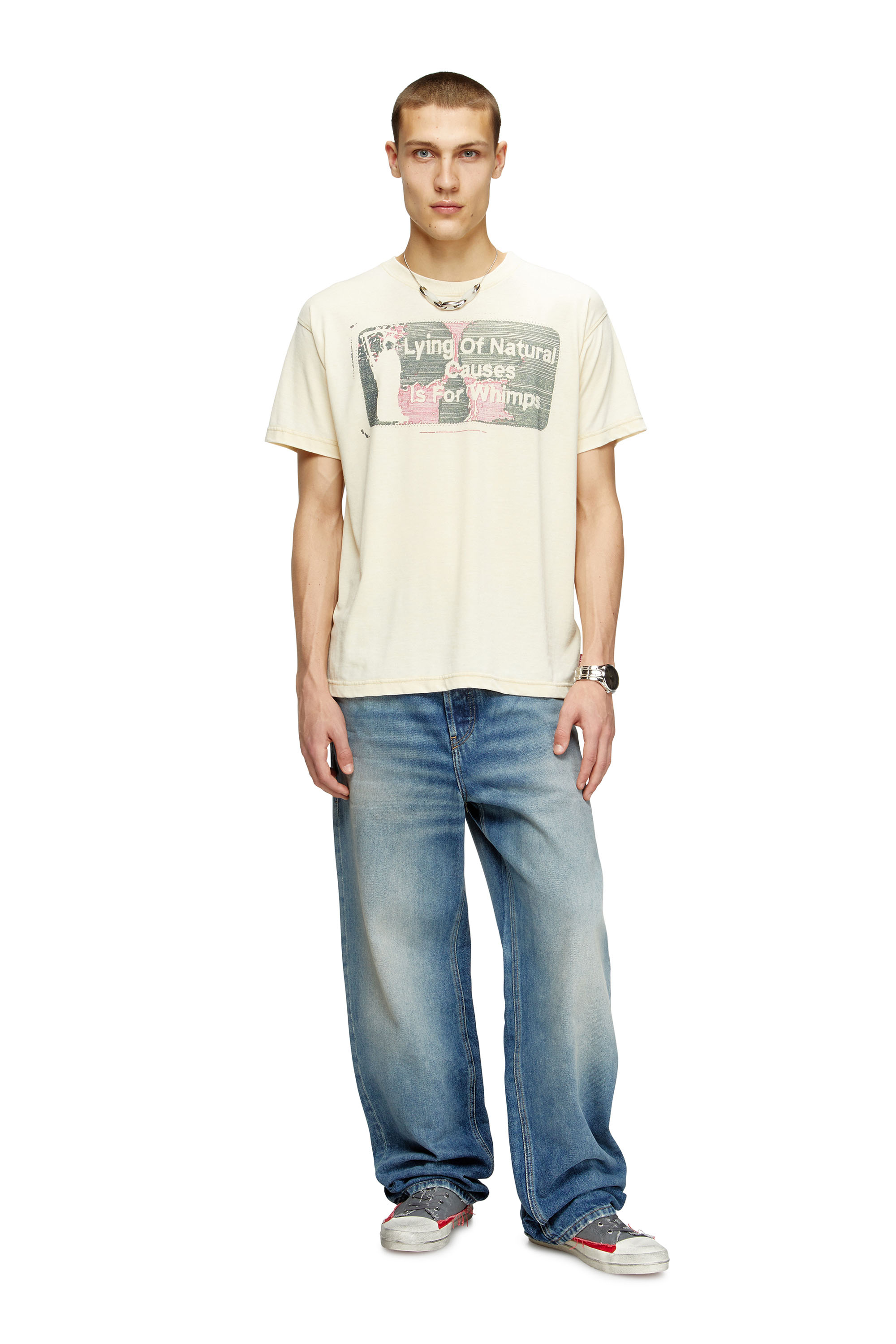 Diesel - T-NORM-T2, Male's Slogan T-shirt with burnout wash in ベージュ - 2