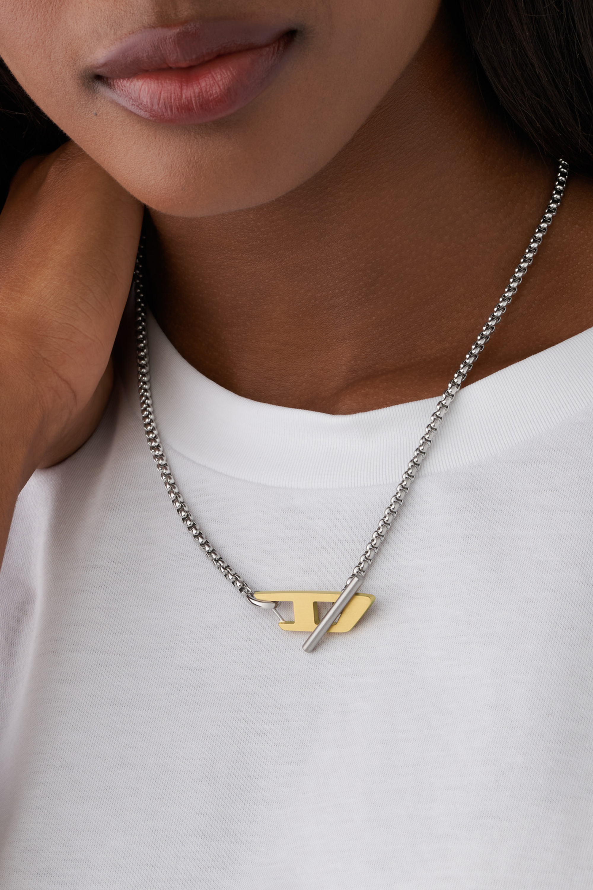 Diesel - DX1378, Unisex's Two-Tone Stainless Steel Choker Necklace in シルバー - 3