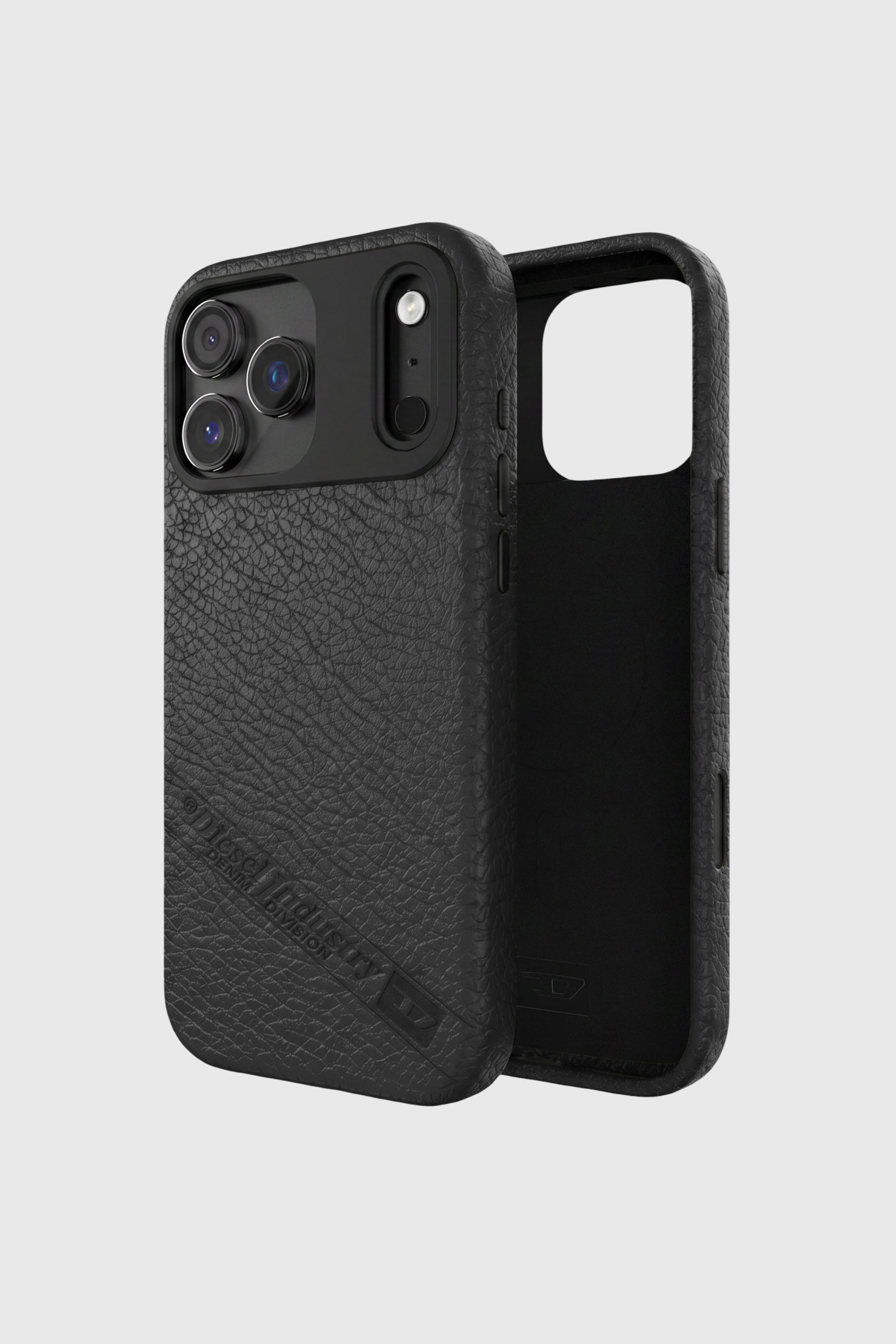 Diesel - 60642 MOULDED CASE, Unisex's Flag D case with MagSafe for iPhone 17 Pro Max in ブラック - 1