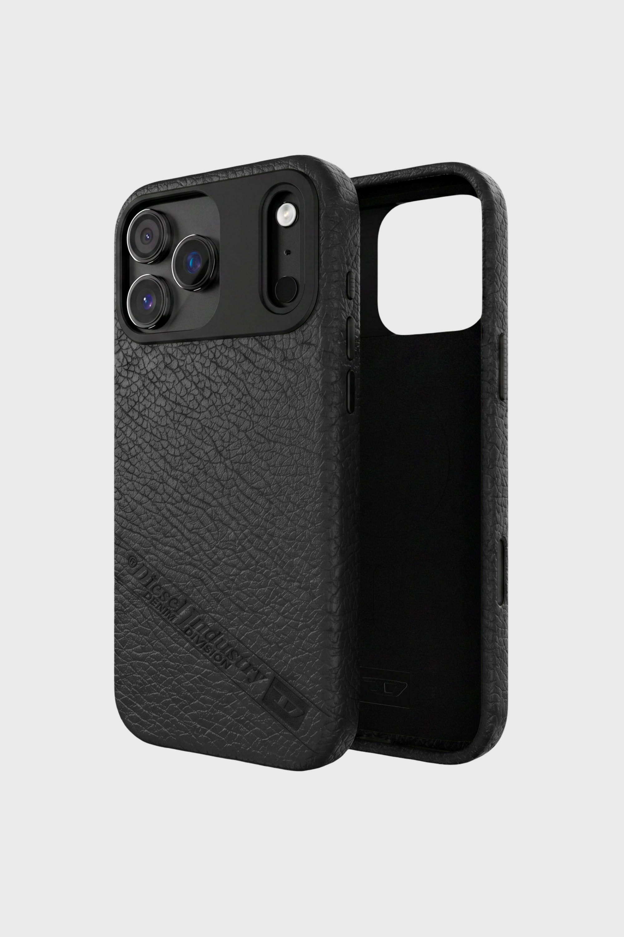 Diesel - 60642 MOULDED CASE, Unisex's Flag D case with MagSafe for iPhone 17 Pro Max in ブラック - 1