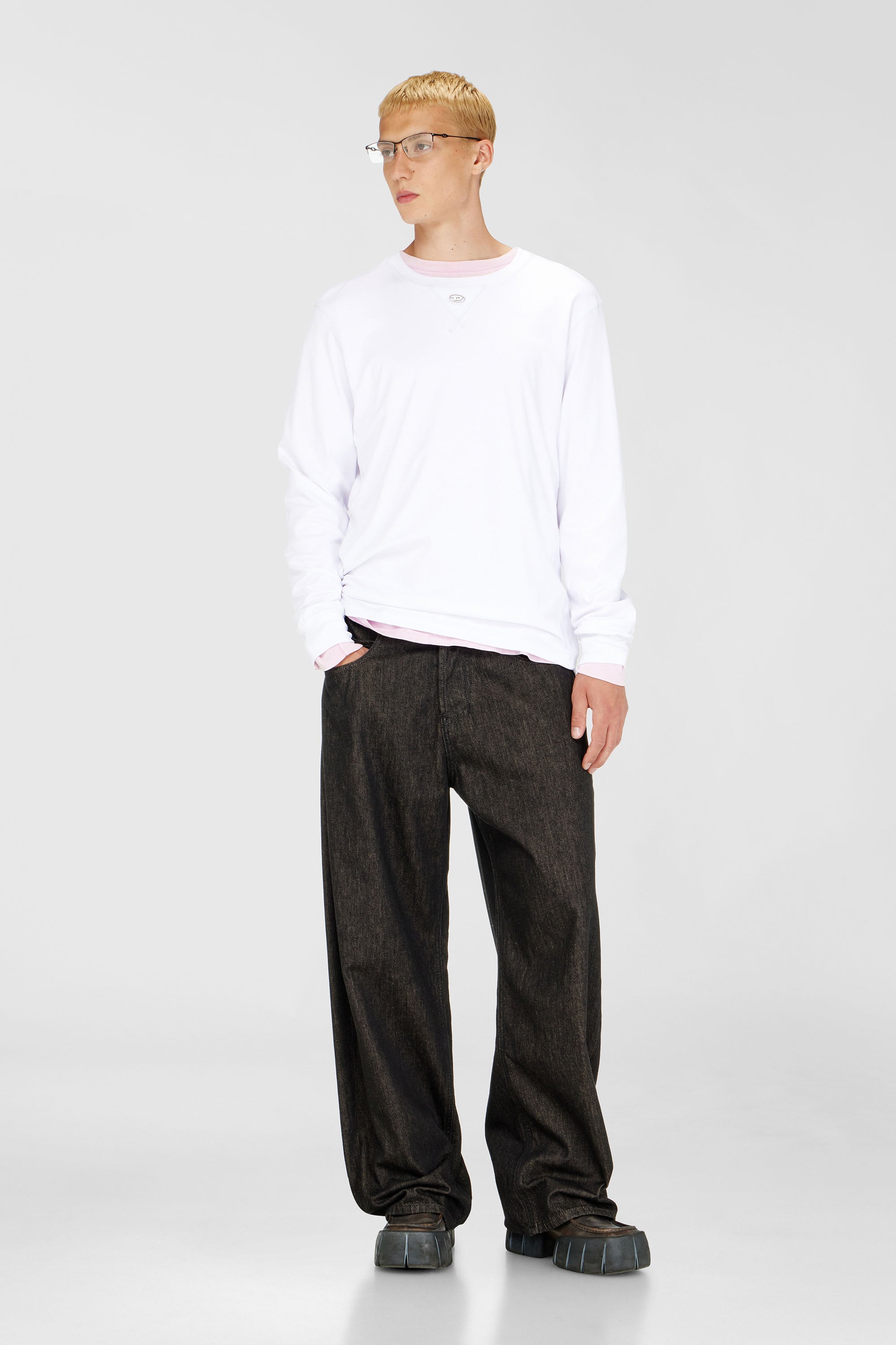 Diesel - T-MADJUST-LS-TR, Male's 長袖Tシャツ in ホワイト - 1