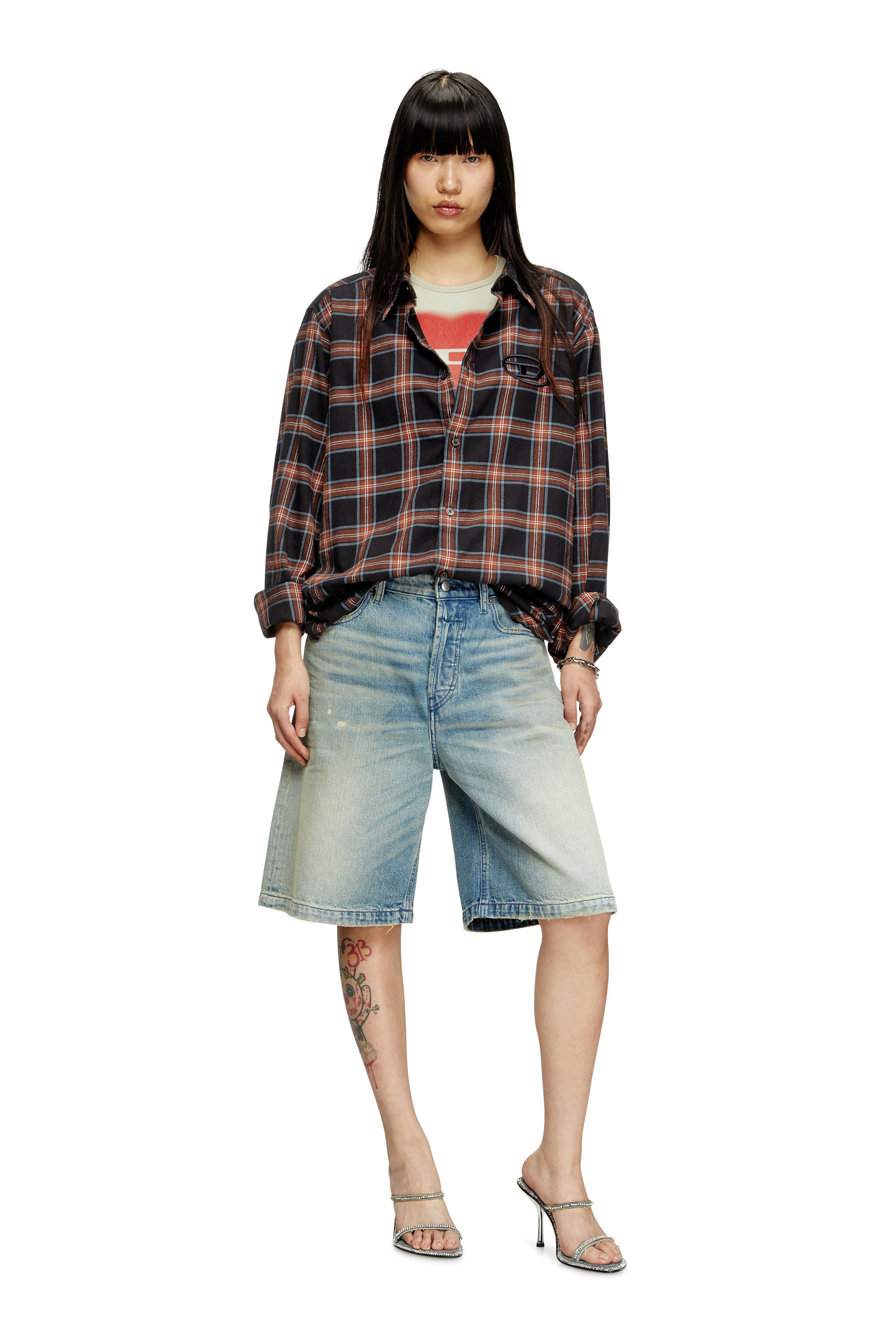 DE-SIRE-SHORT, ライトブルー Diesel - DE-SIRE-SHORT, Female's Shorts in worn-effect denim in ライトブルー - 1