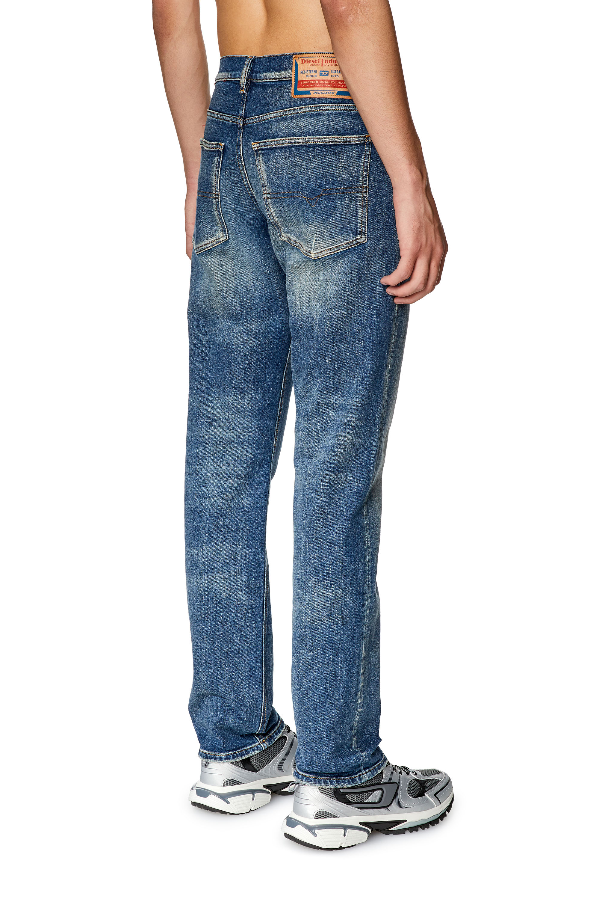 Diesel - Straight Jeans 1995 D-Sark 007Q1, ミディアムブルー - Image 4